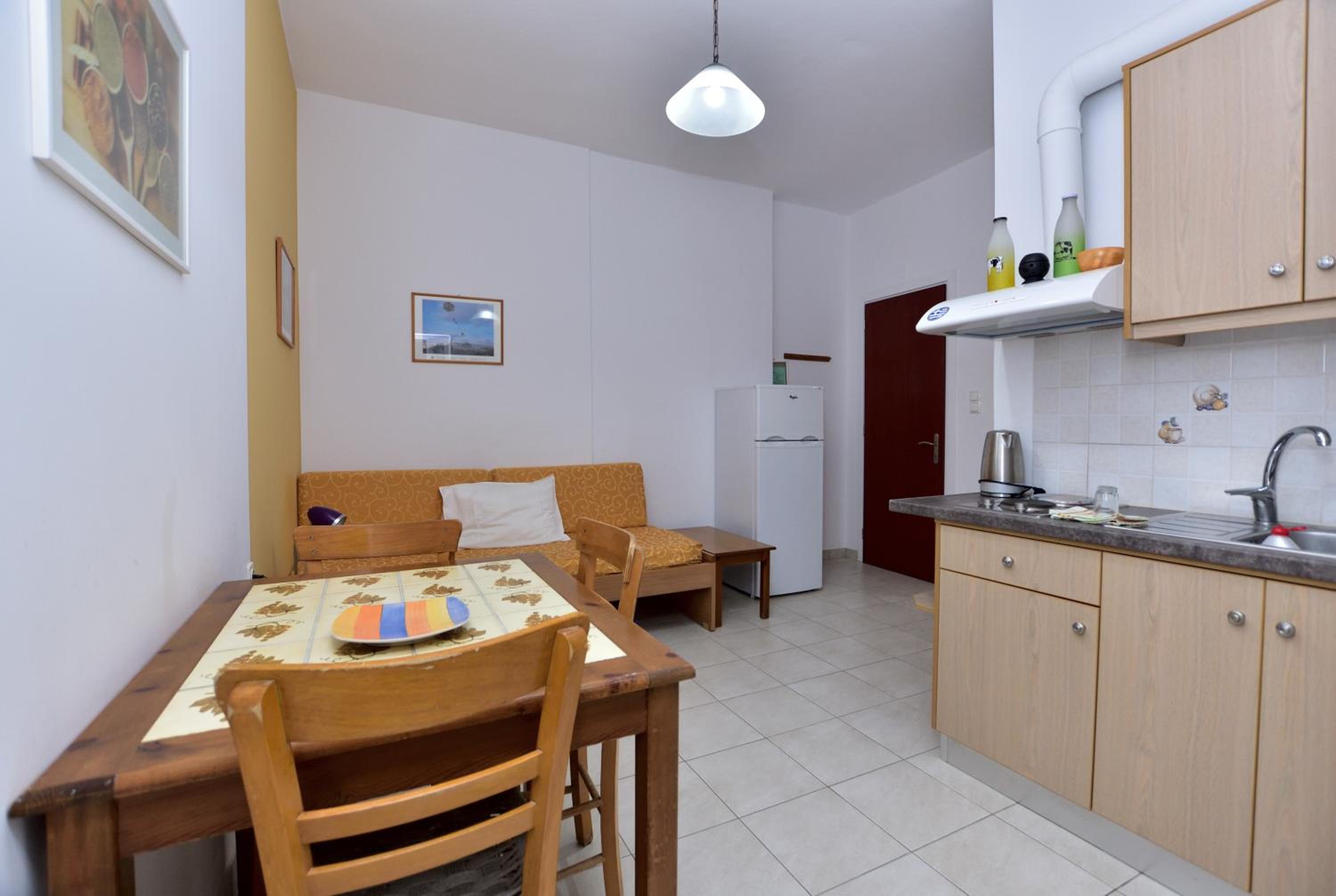 One-Bedroom Apartment photo 2