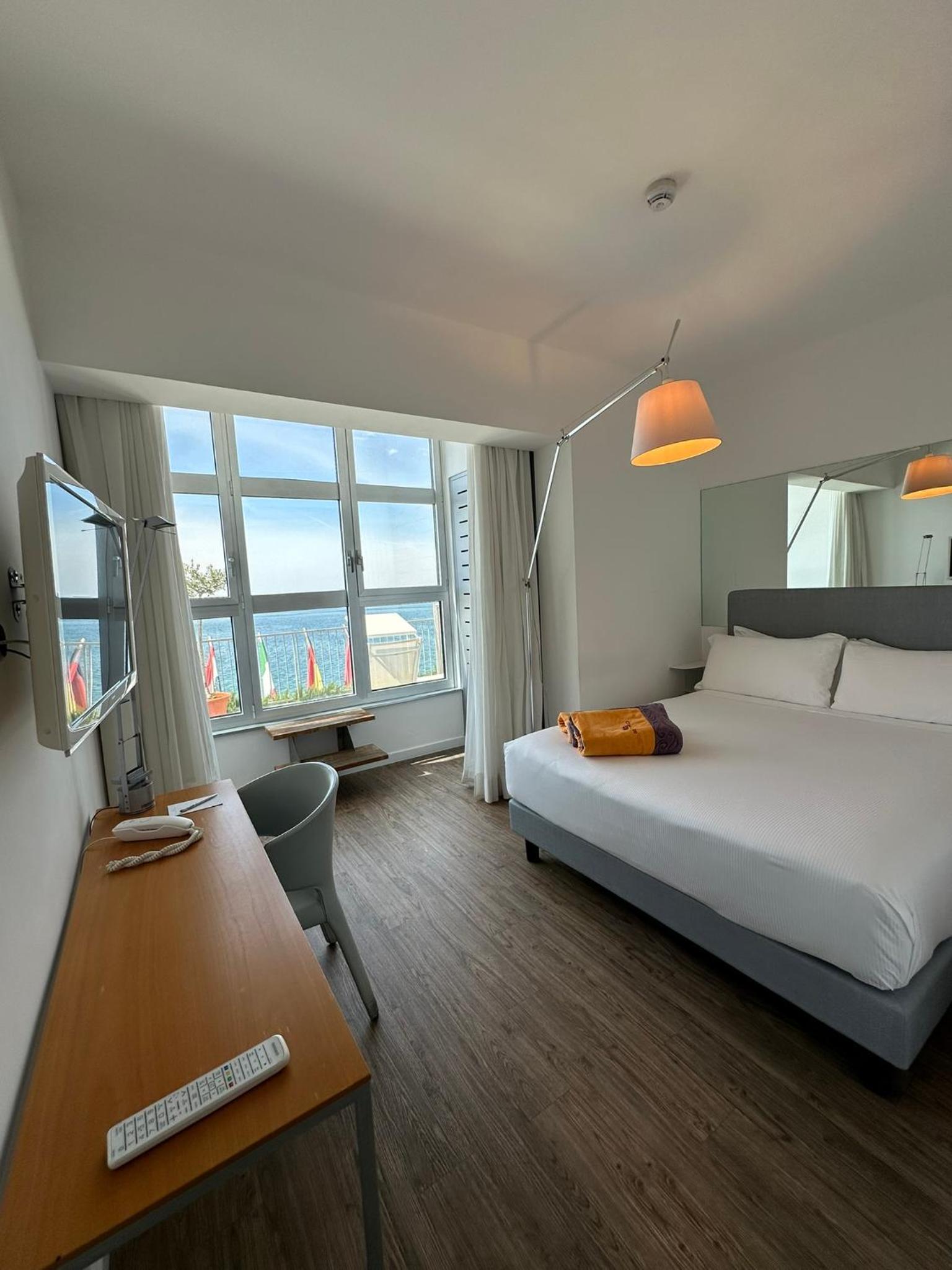 Small Double Room with Terrace