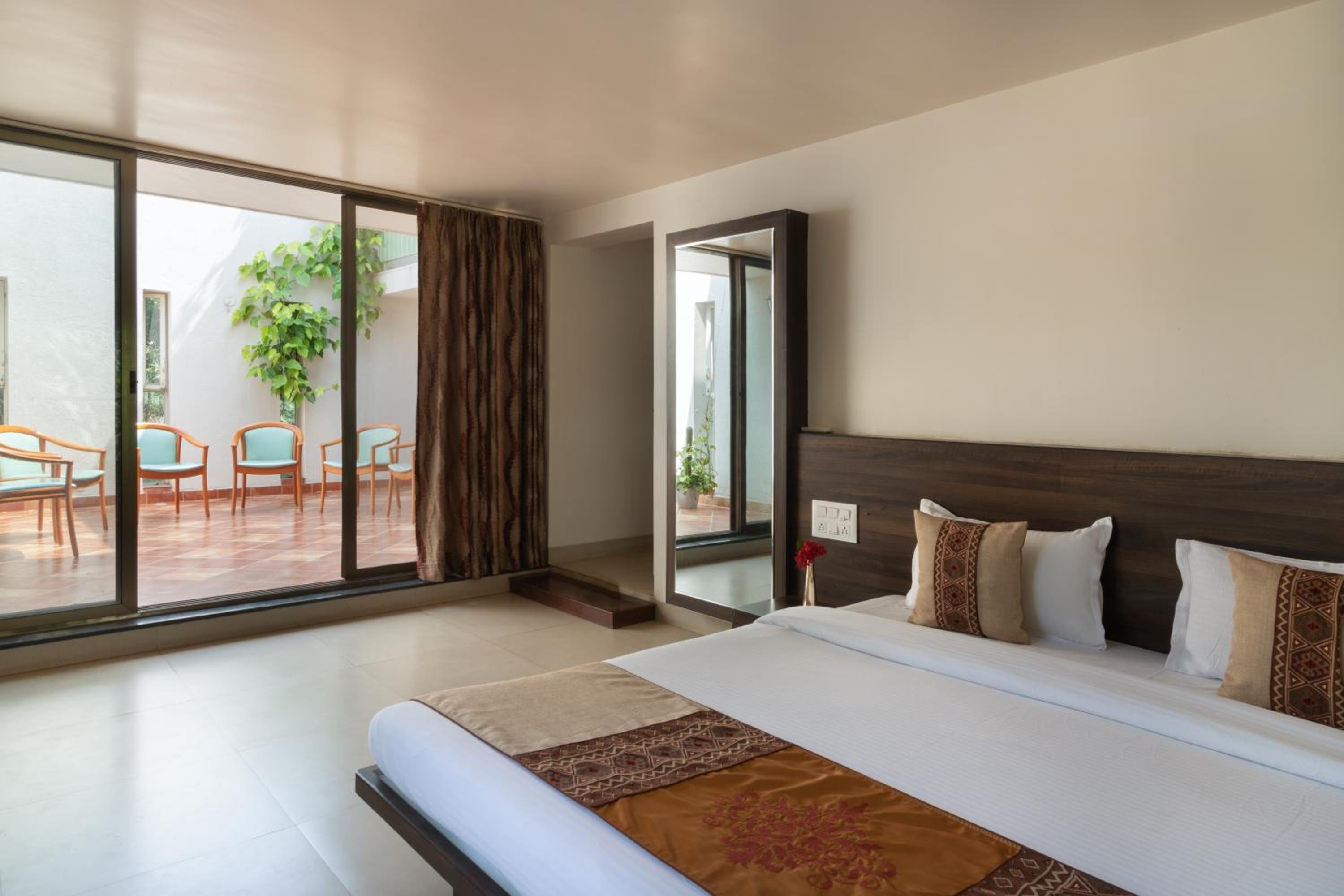 Courtyard House 2 Bedrooms