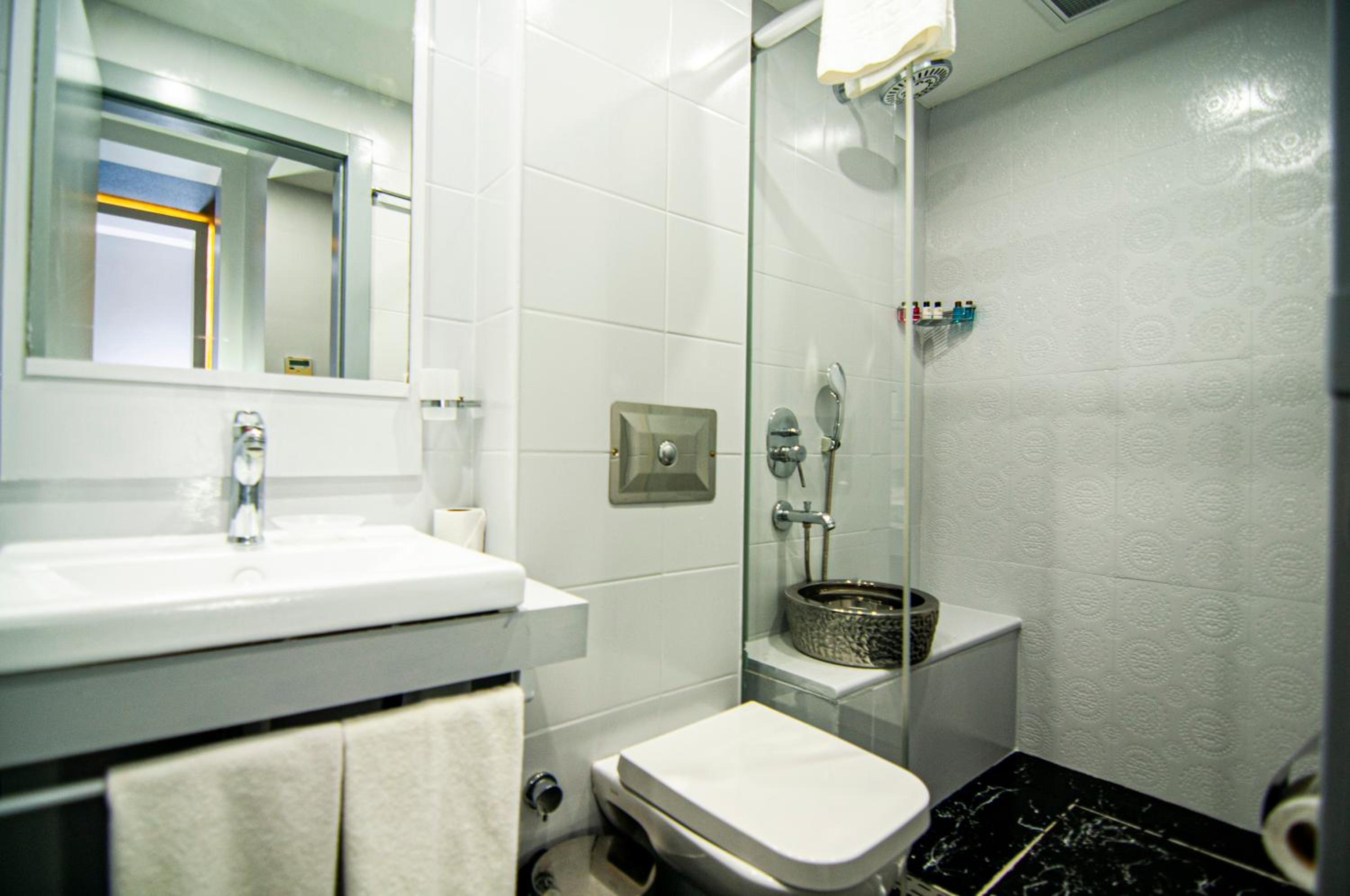 Standard Twin Room photo 2
