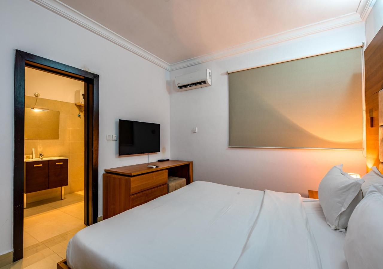 Two-Bedroom Apartment - Photo 9