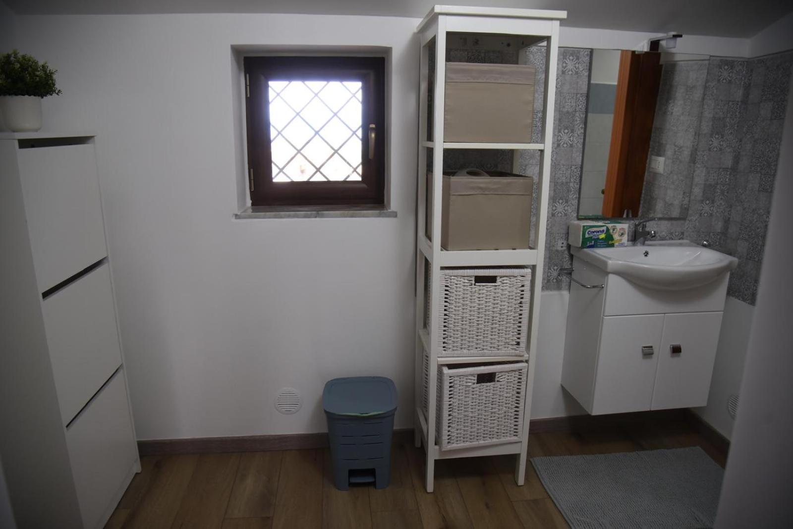 Double Room with Private Bathroom photo 3