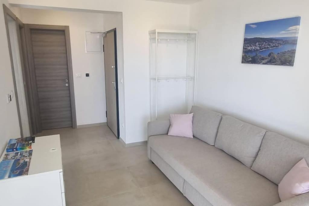 Two-Bedroom Apartment with Balcony and Sea View