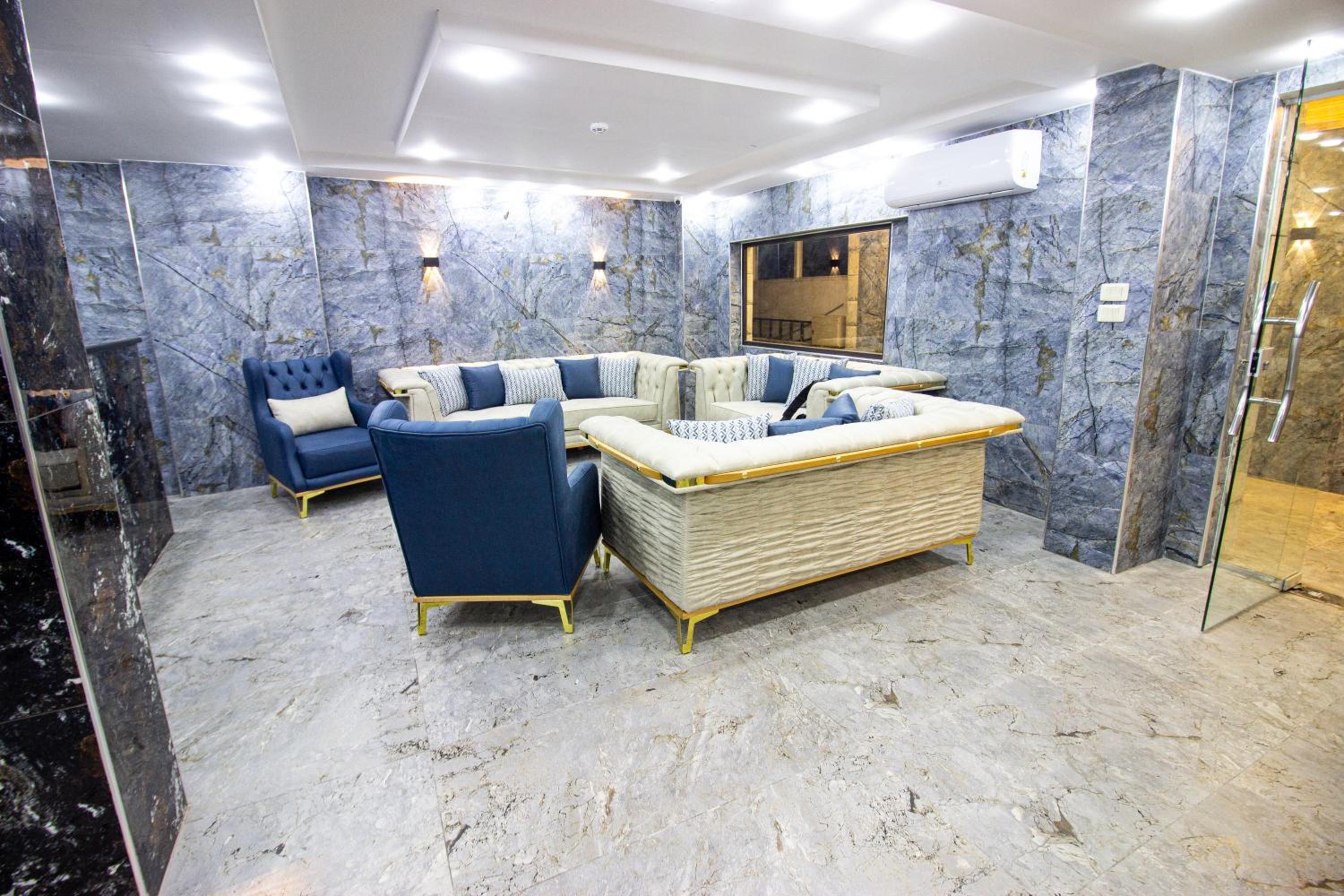 Triple Room with Private Bathroom