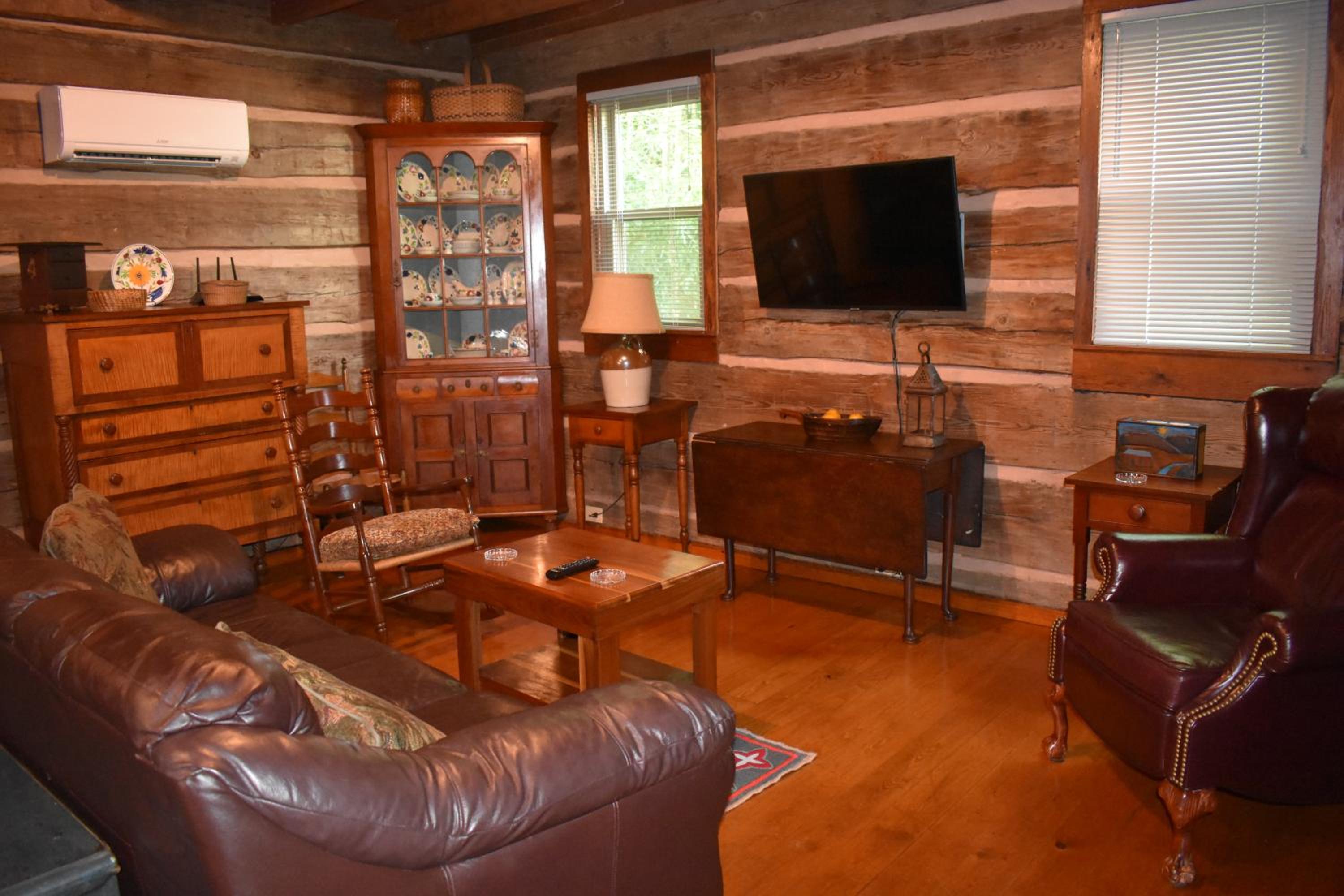 One-Bedroom House photo 2