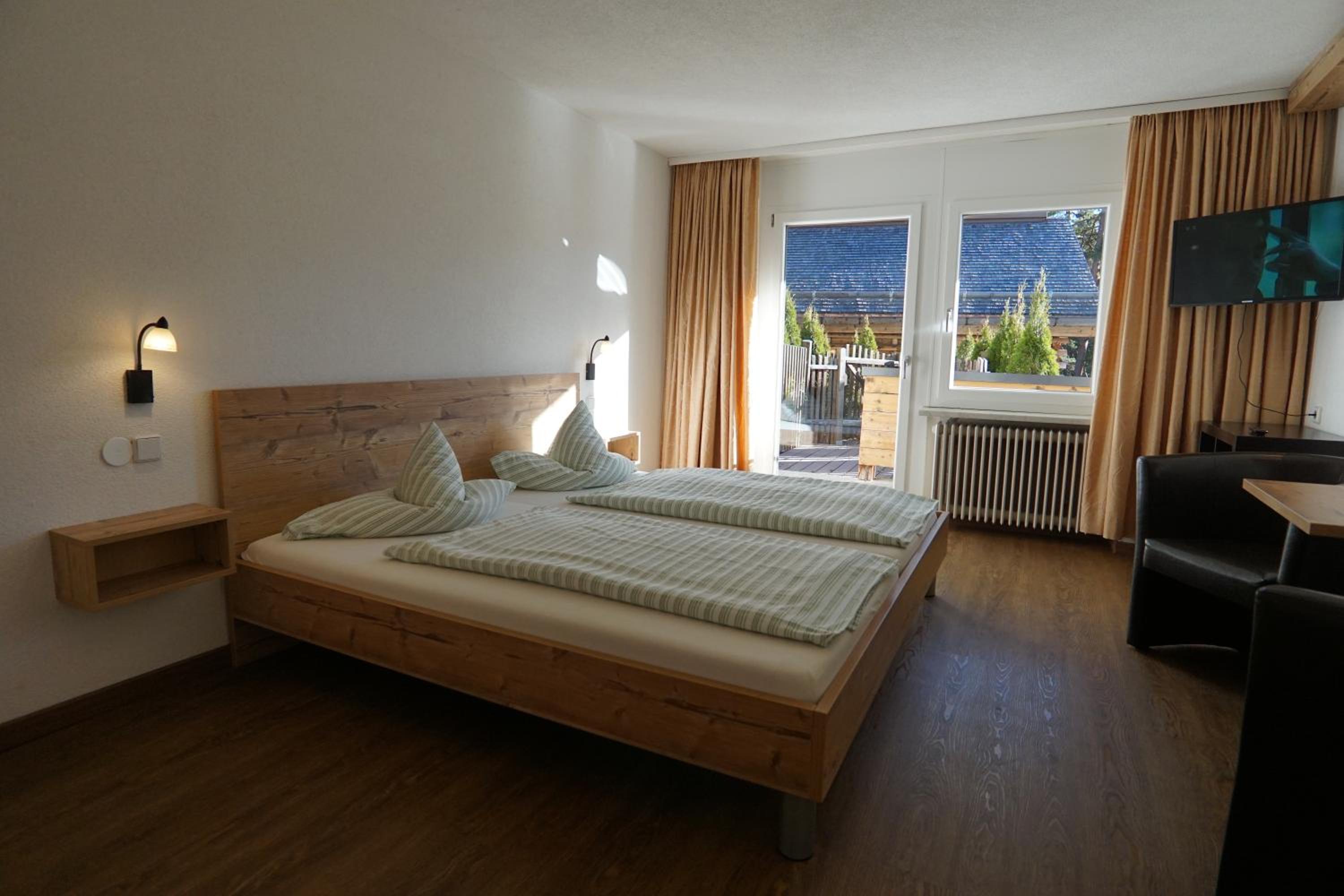Double or Twin Room photo 3