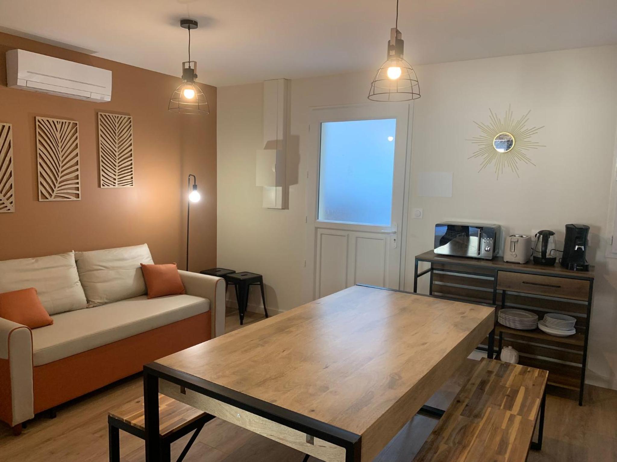 Two-Bedroom Apartment - Photo 4