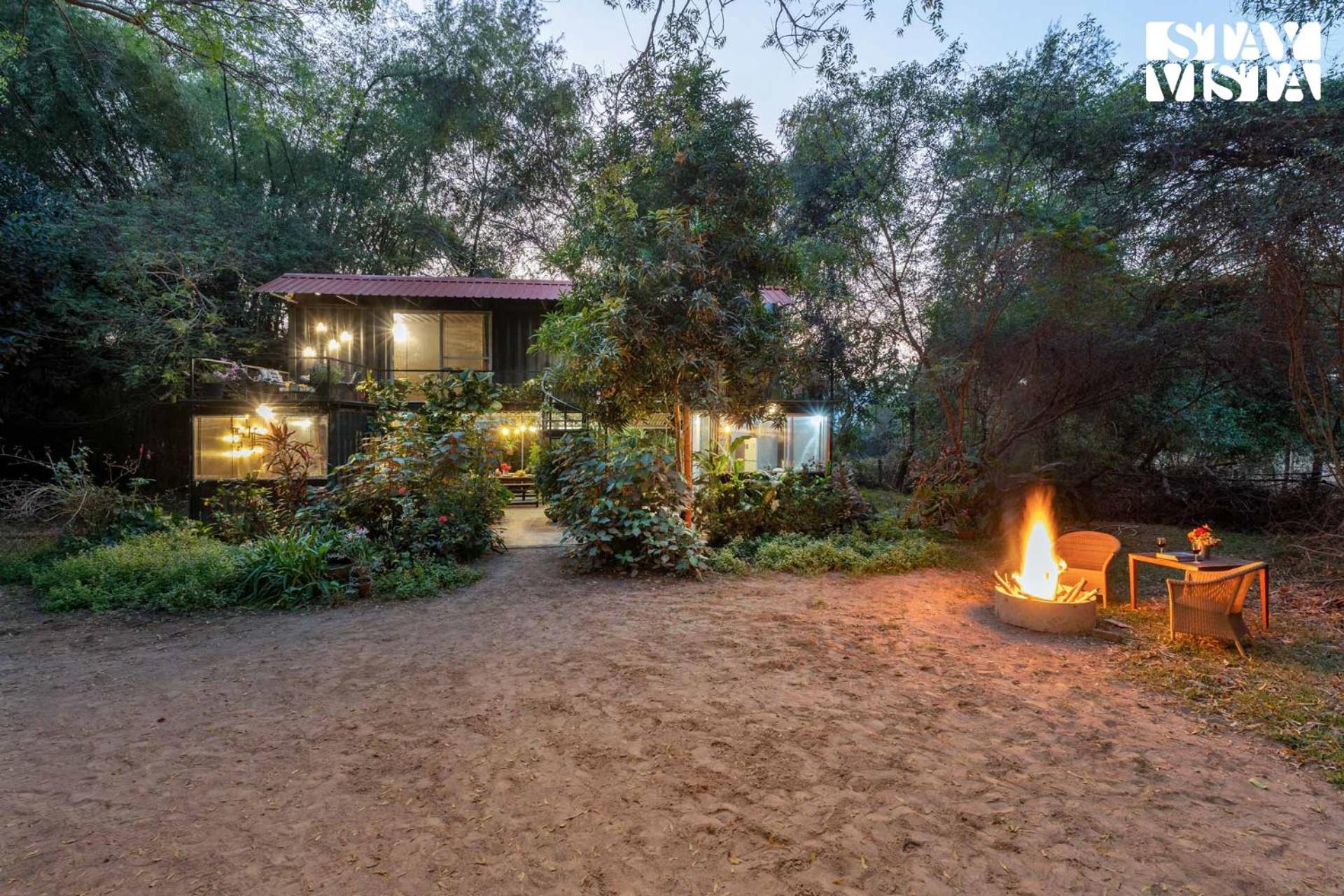 Villa photo 2