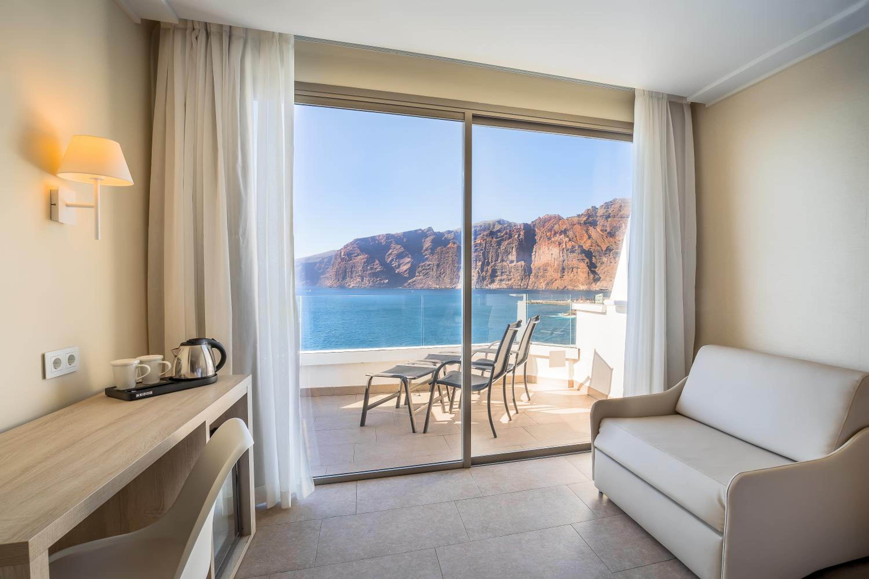 Deluxe Superior Double Room