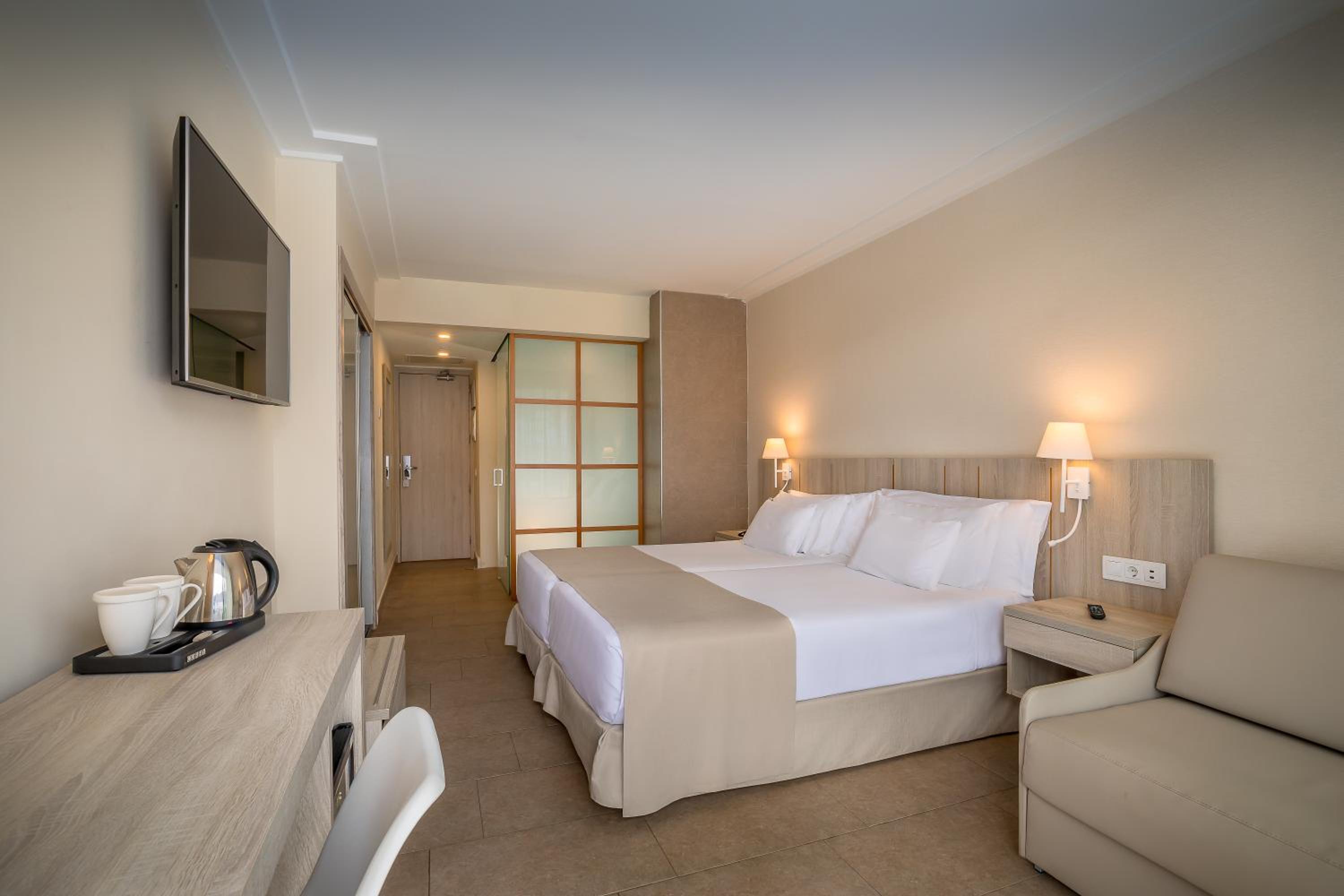 Deluxe Superior Double Room