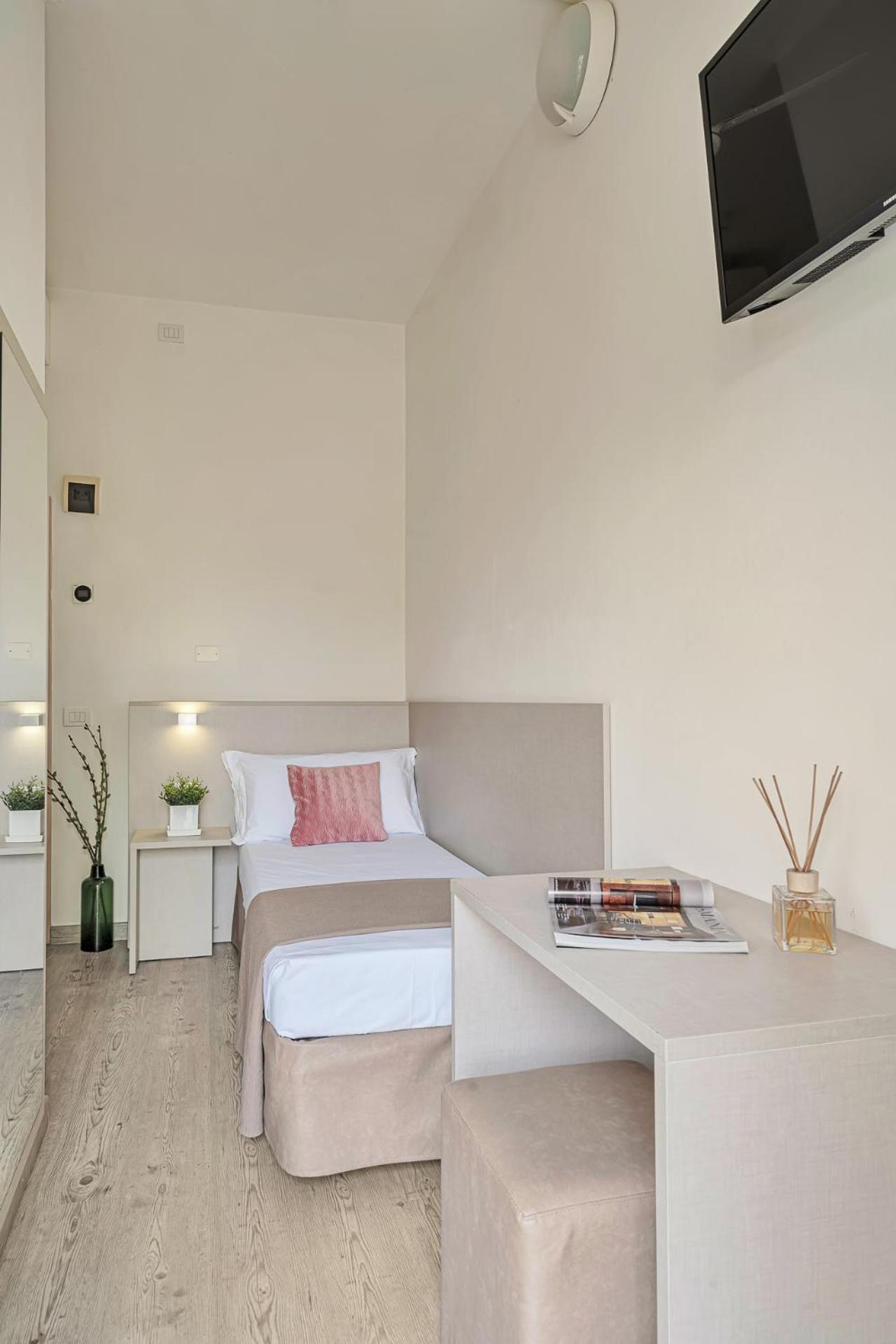 Single Room photo 1