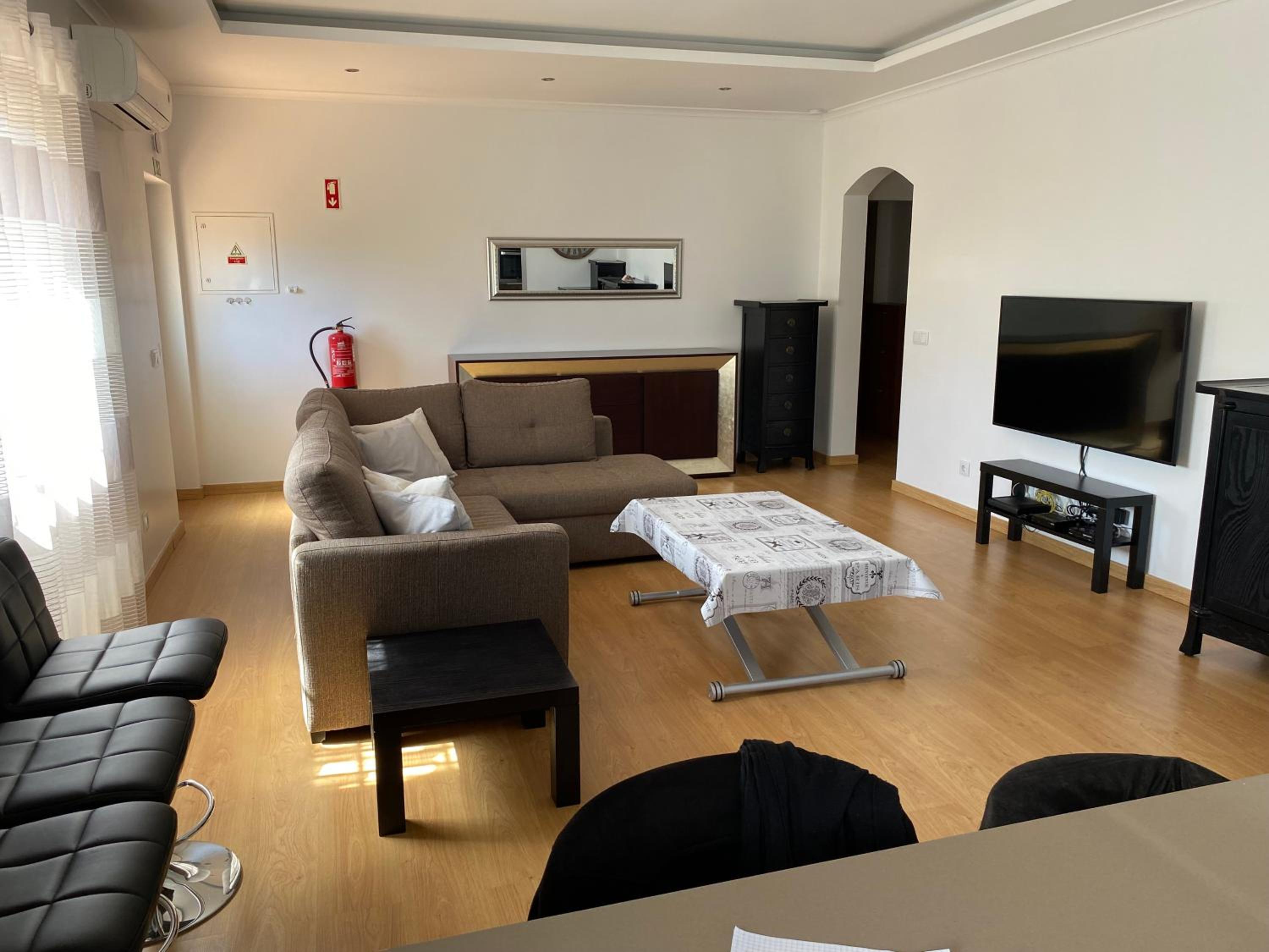 Three-Bedroom Villa photo 3