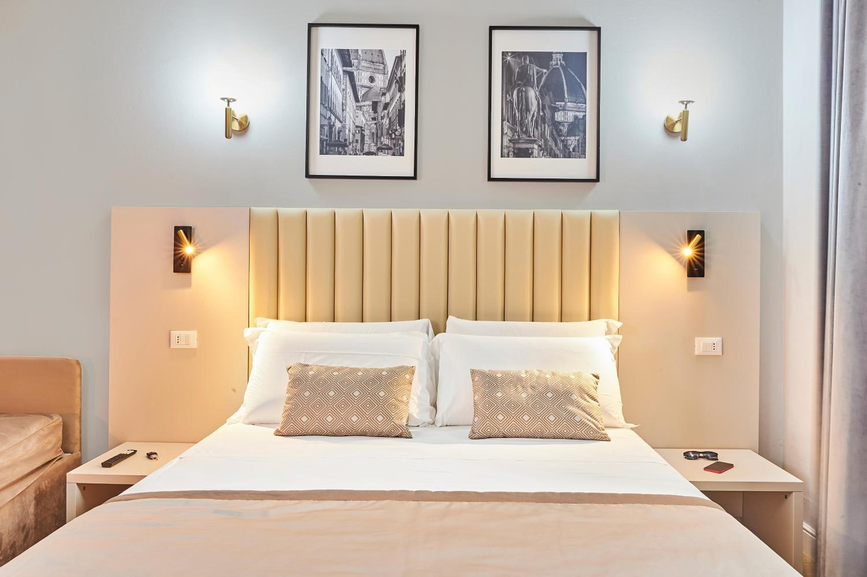 Standard Quadruple Room - Photo 8