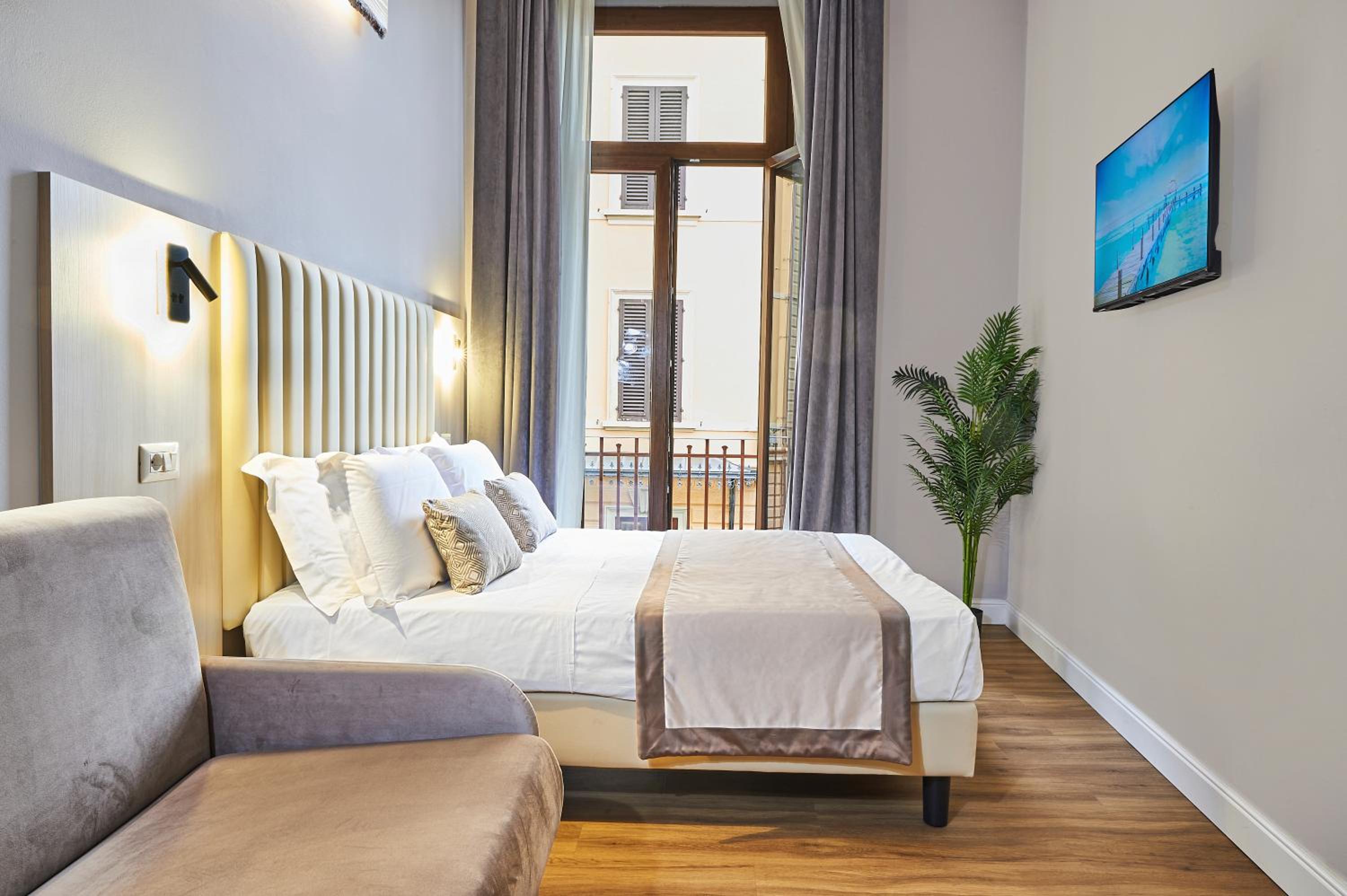 Triple Room - Photo 1