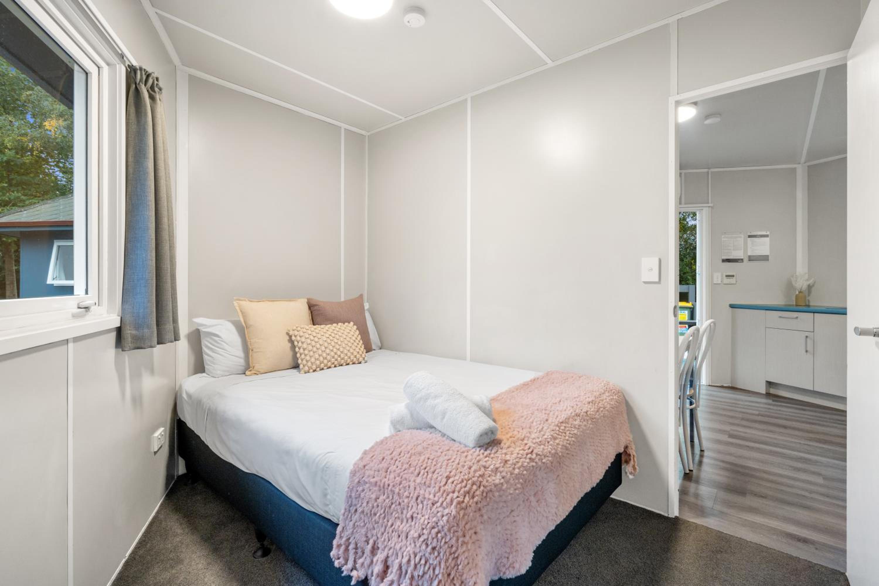 Kozy Kiwi (2BR) - Photo 1
