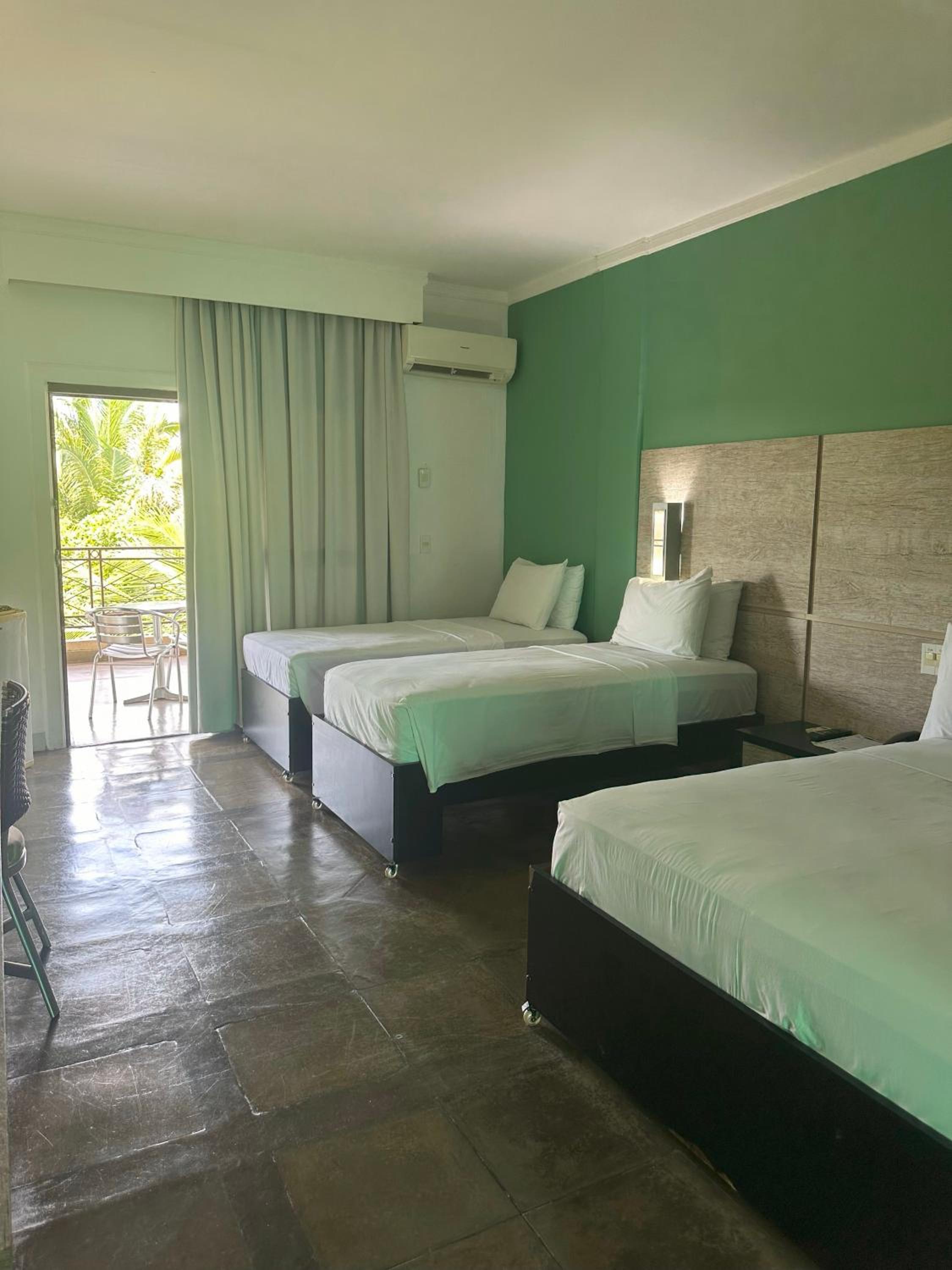 Luxury Quadruple Room photo 2