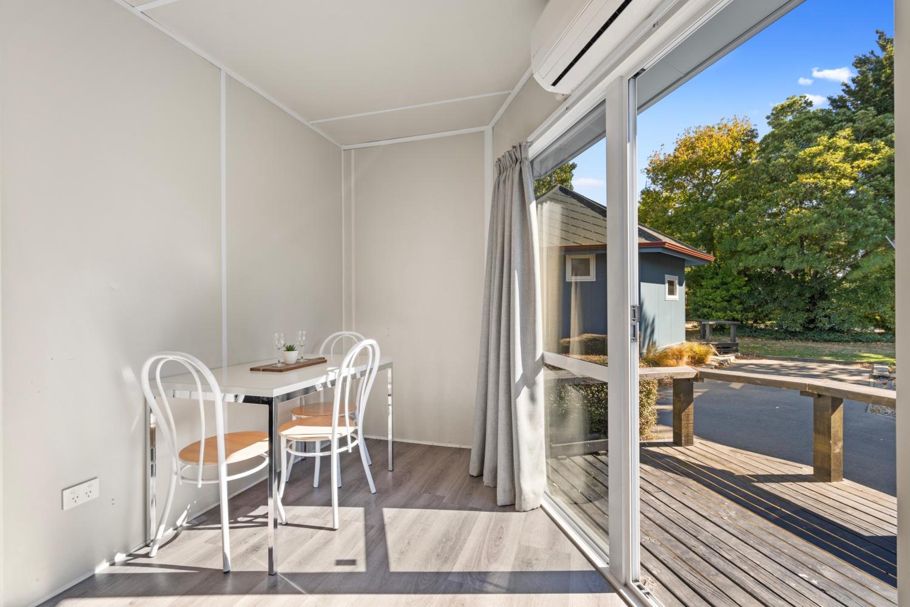 Kozy Kiwi - Accessible (1BR) - Photo 6