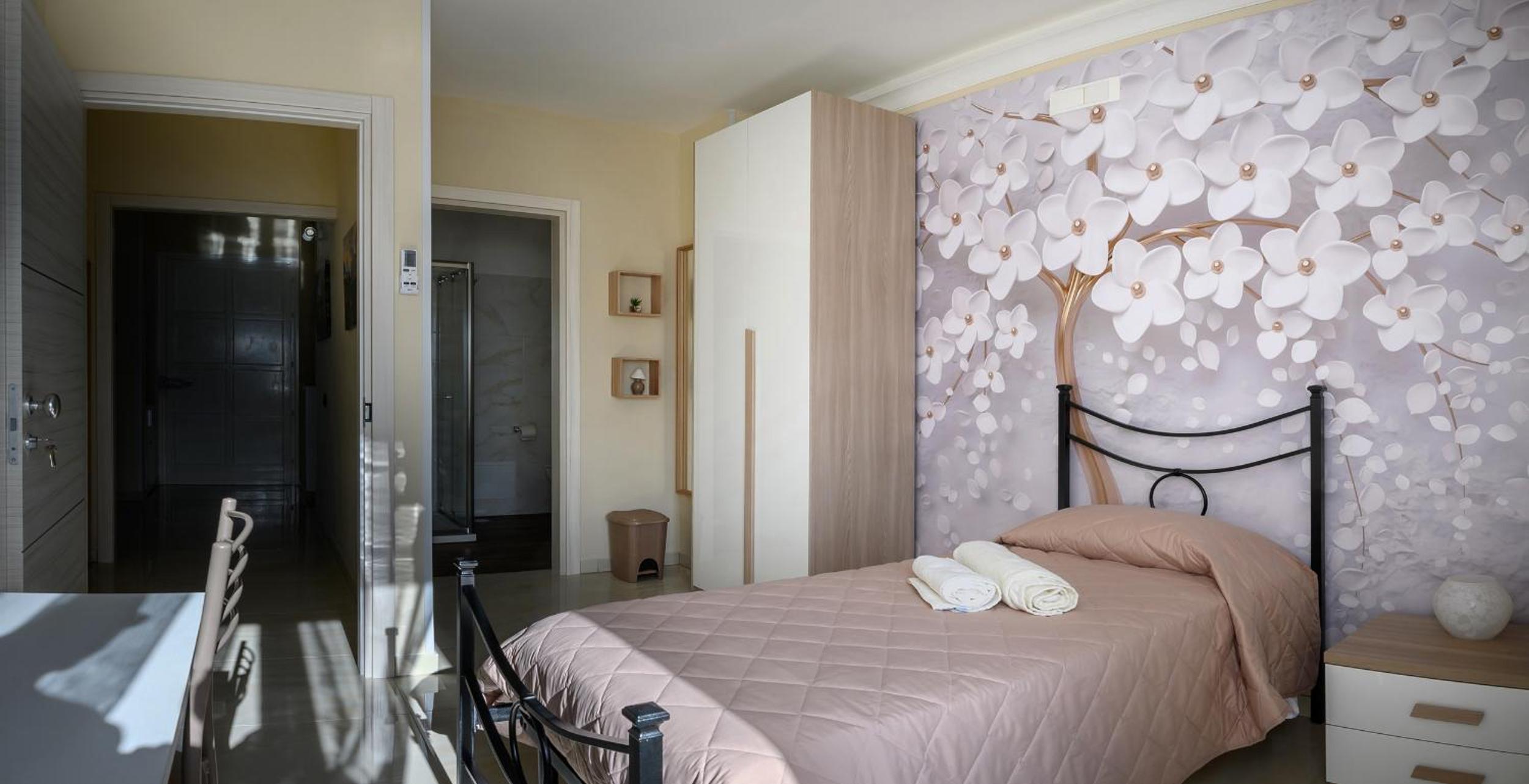 Budget Twin Room photo 2