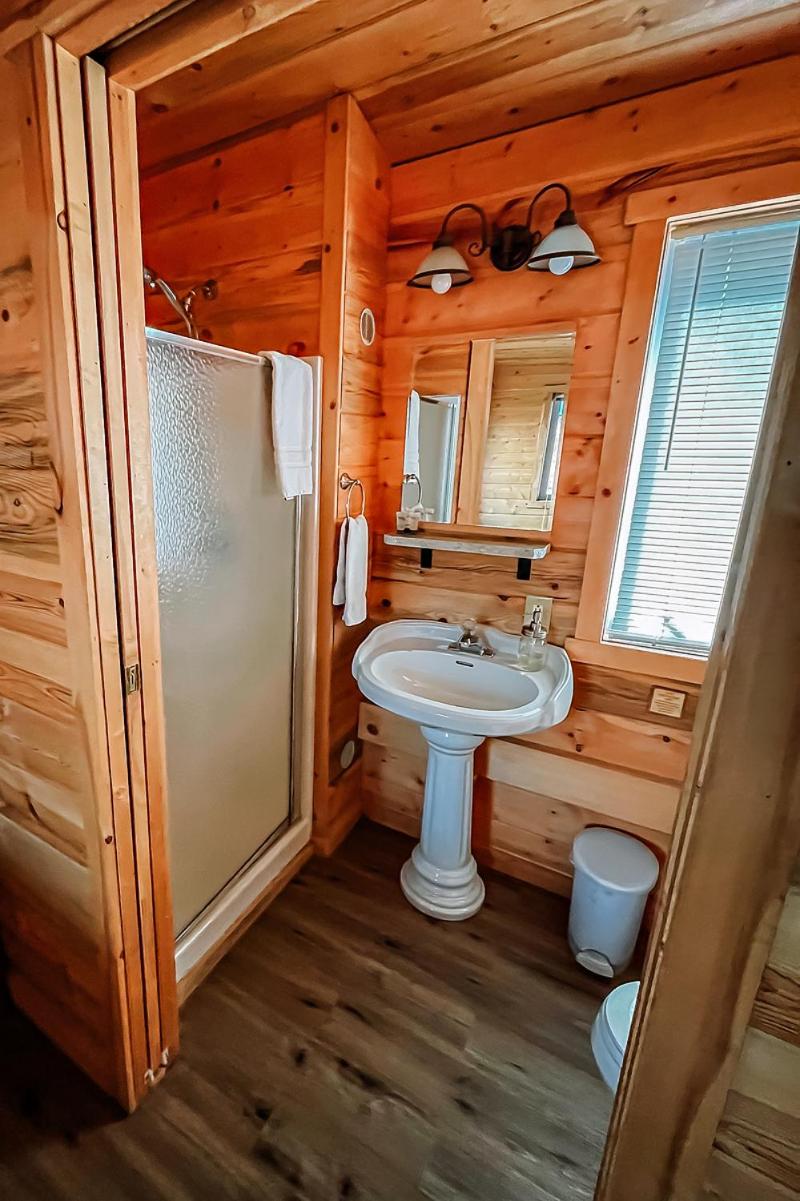 One-Bedroom Bungalow photo 3