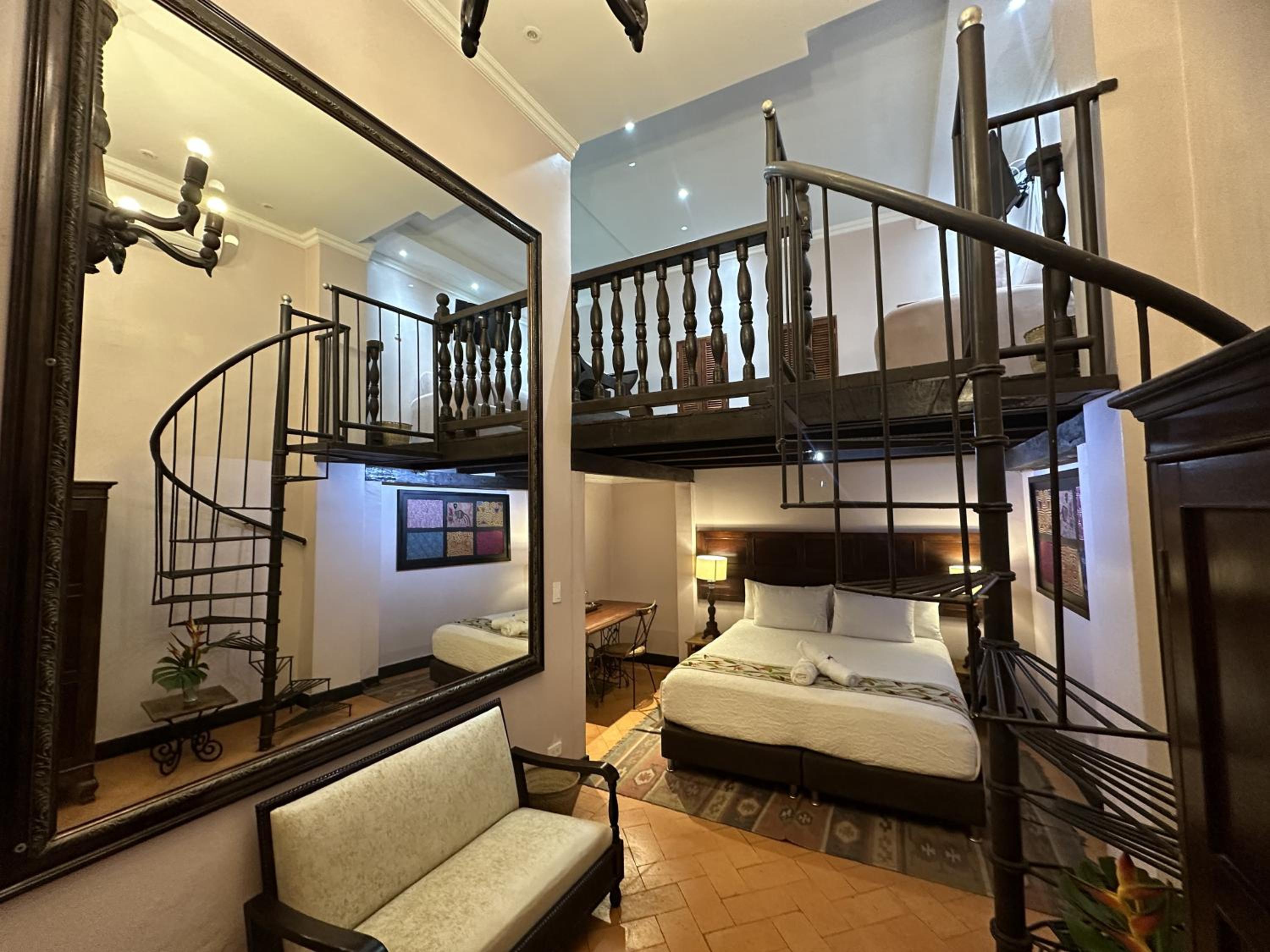 Classic Quadruple Room photo 3
