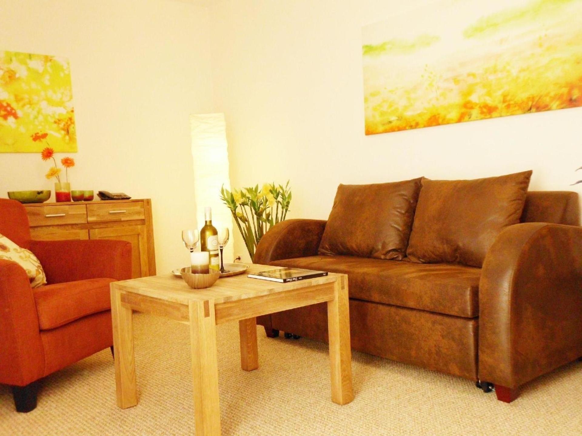 One-Bedroom Apartment photo 1