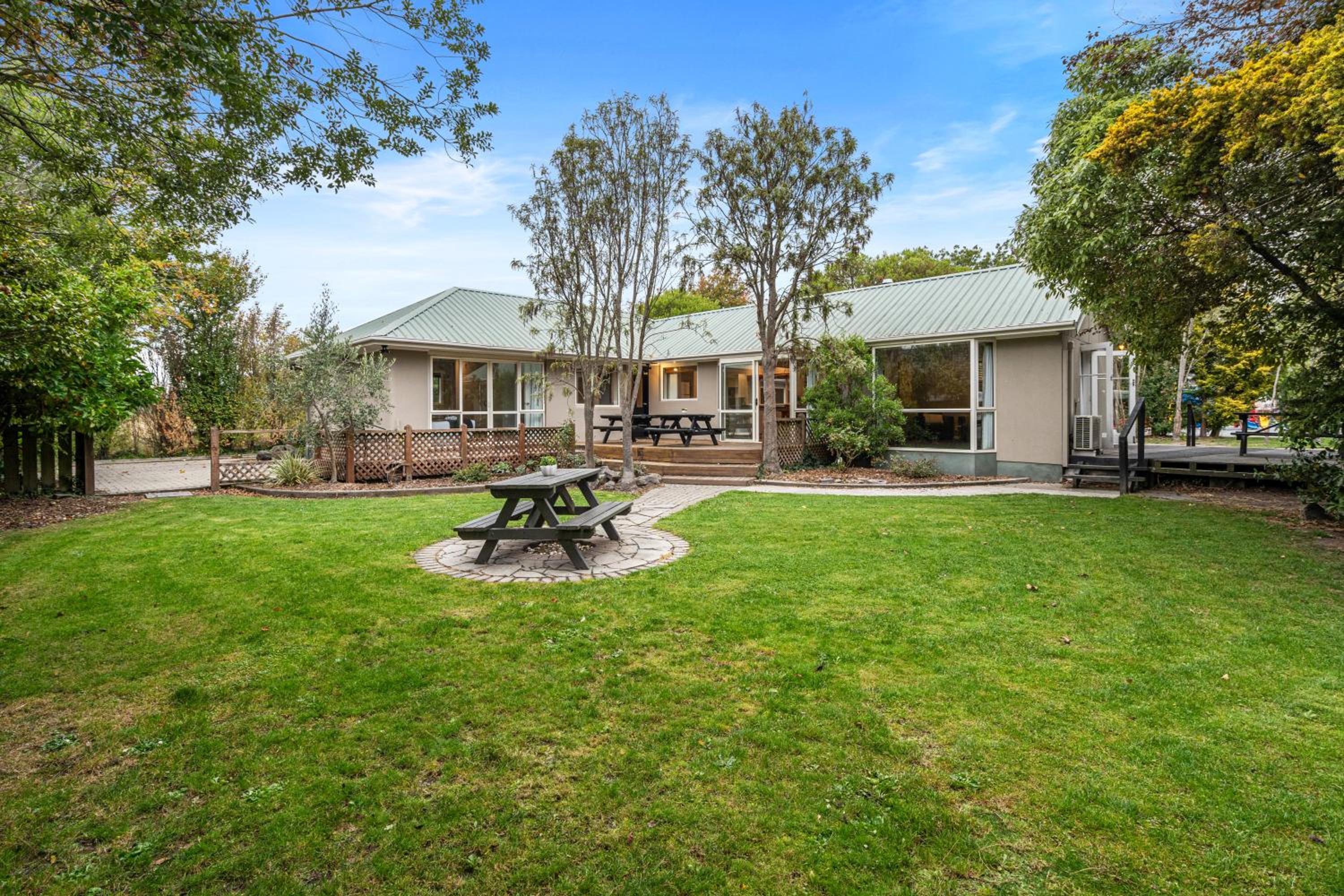 Four-Bedroom House - Photo 13