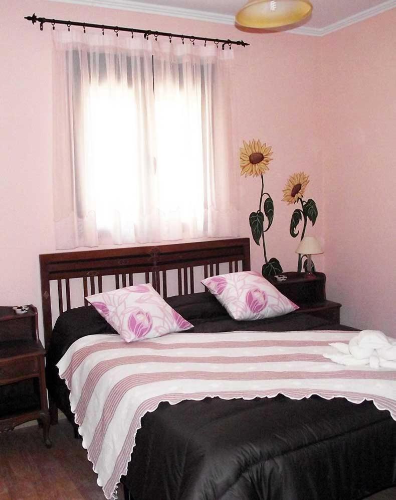 Four-Bedroom House photo 3