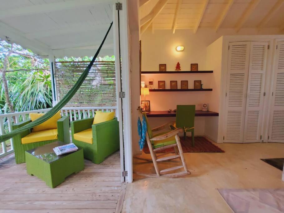 One-Bedroom House photo 2