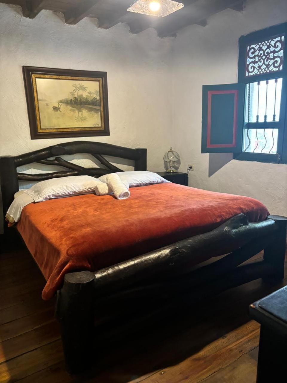 Double Room with Private Bathroom photo 2