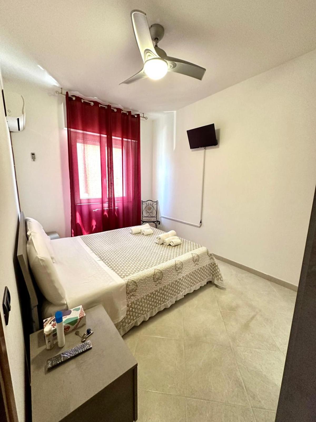 Double Room - Photo 6