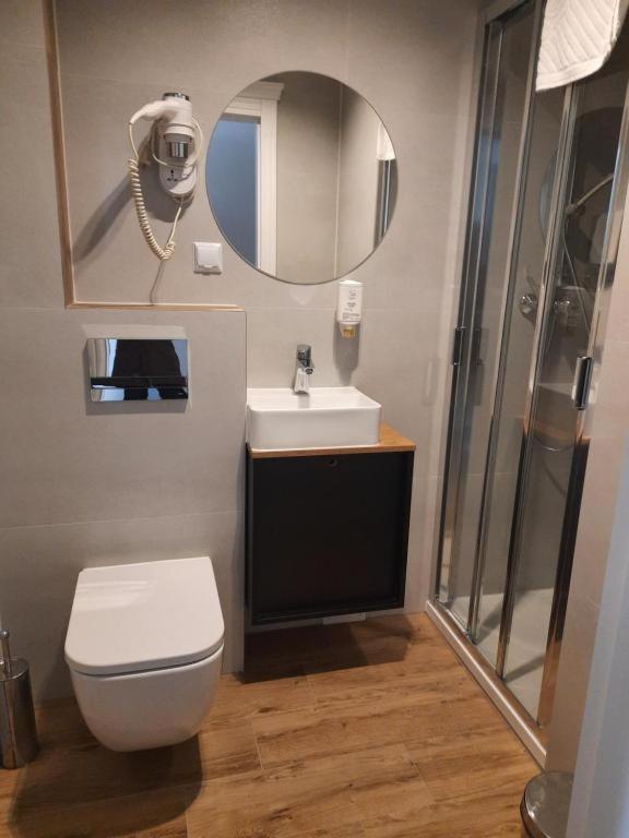 King Room with Balcony photo 2