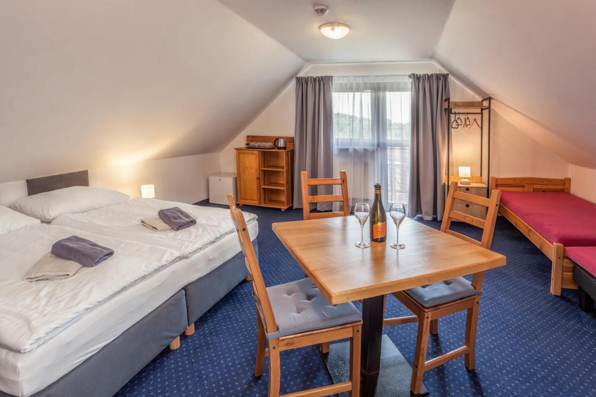 Triple Room with Balcony photo 1