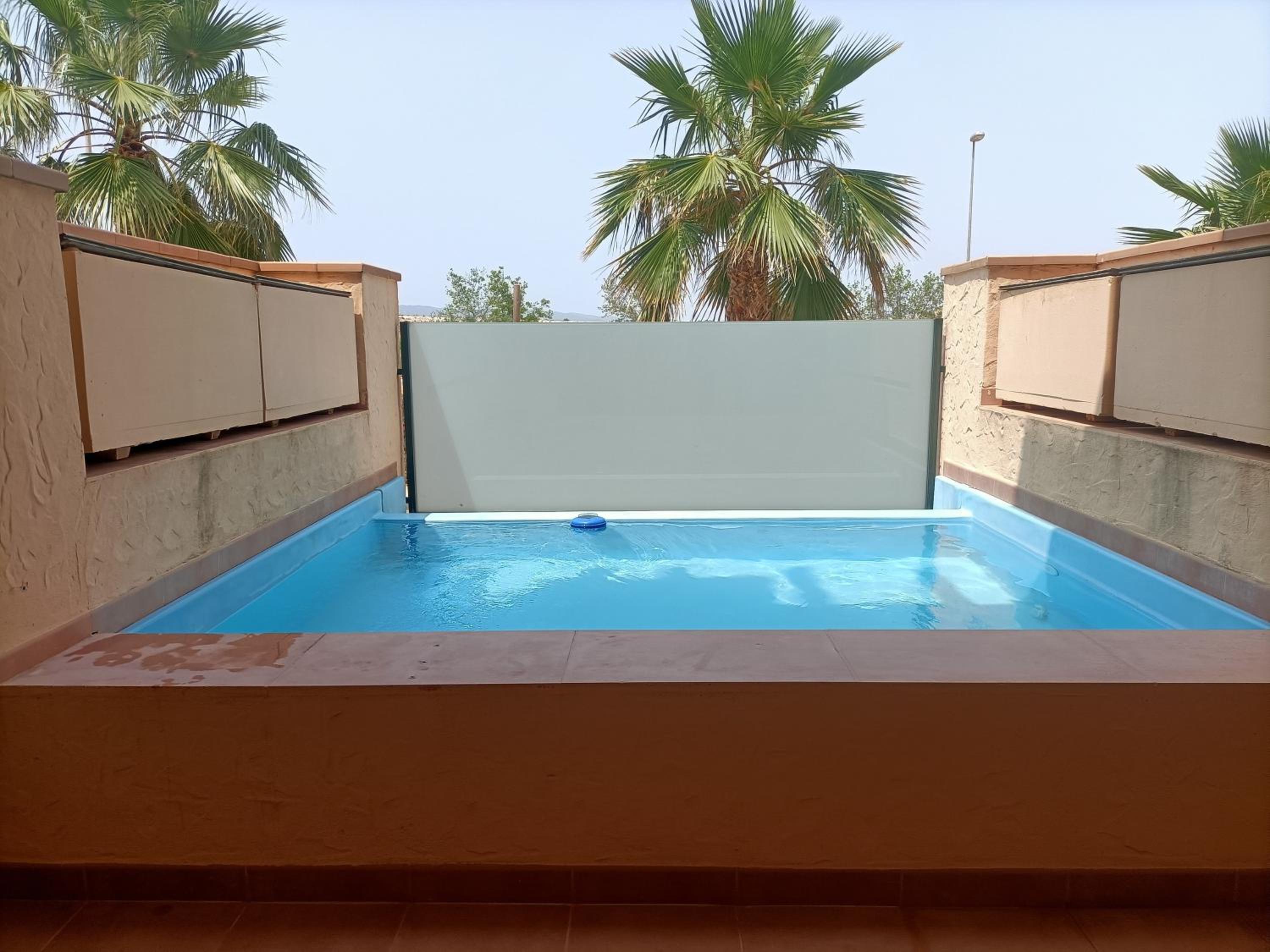 Two-Bedroom Deluxe Apartment with Garden View photo 3