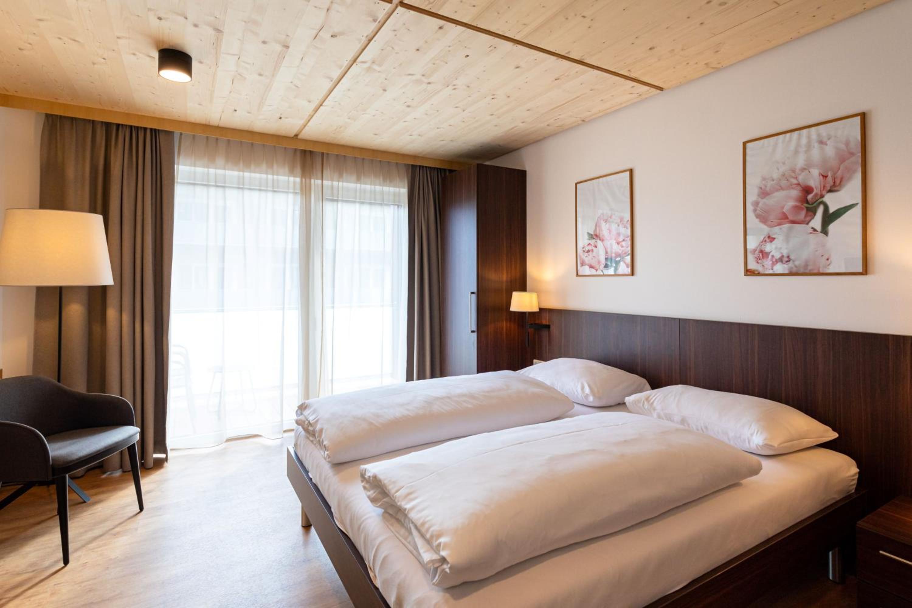 Double or Twin Room with Balcony