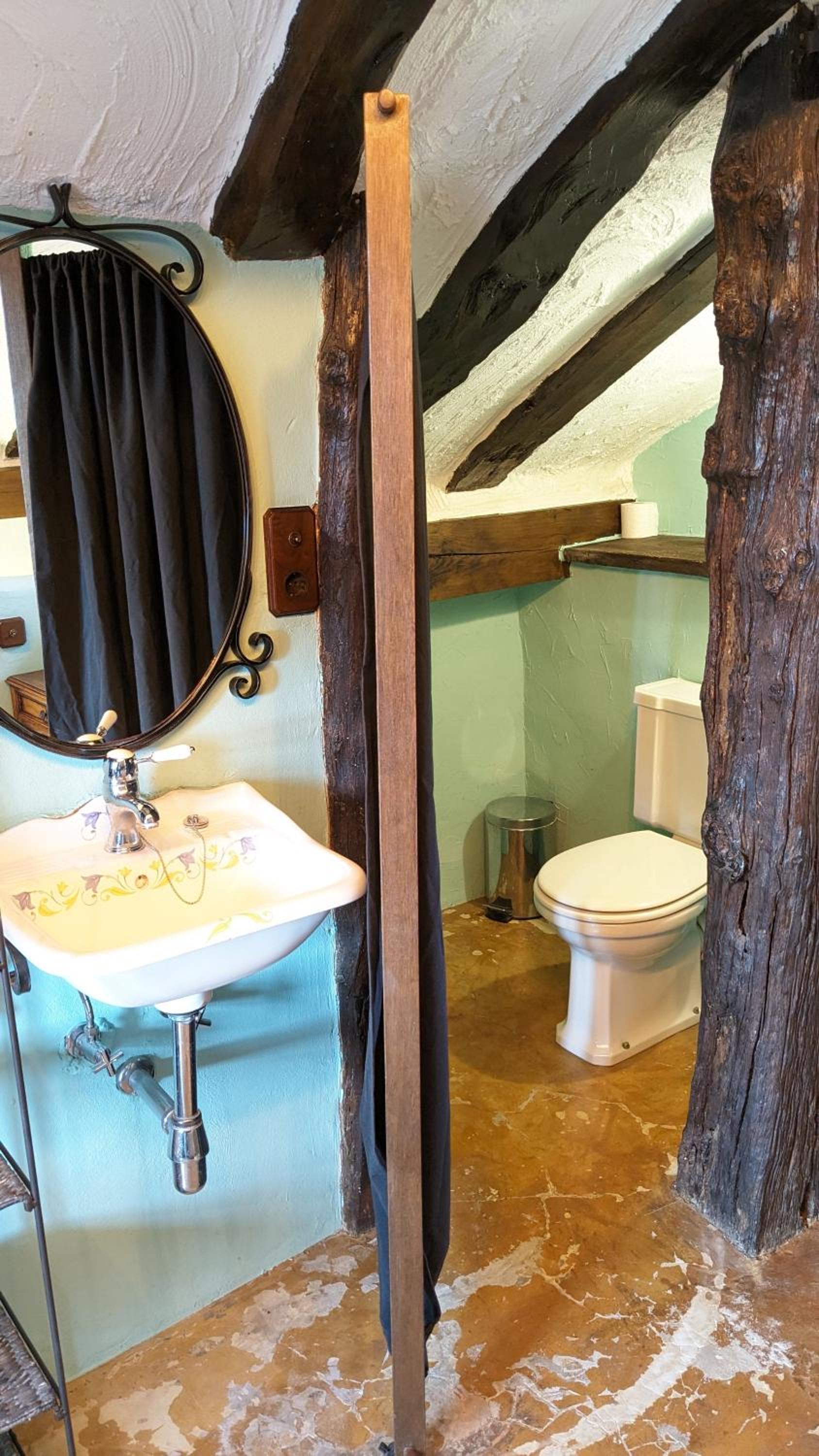 Double Room with Private Bathroom photo 3
