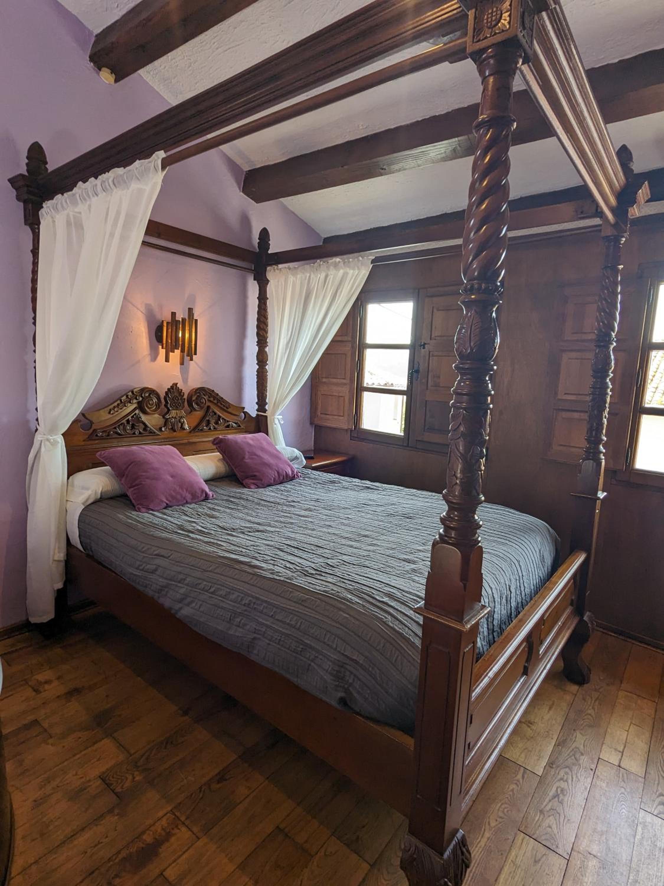 Double Room with Spa Bath - Photo 1