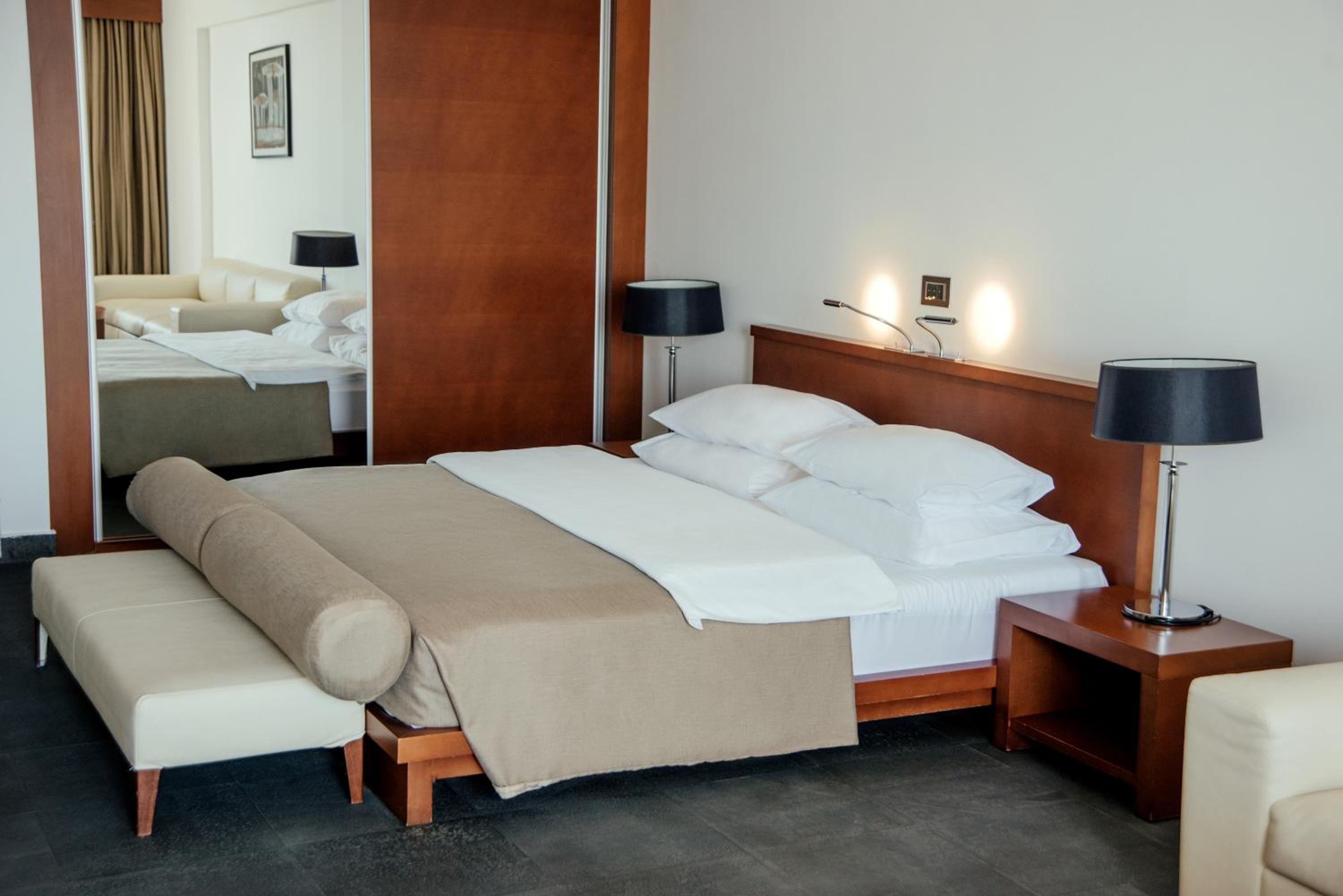 Family Suite with Balcony photo 1