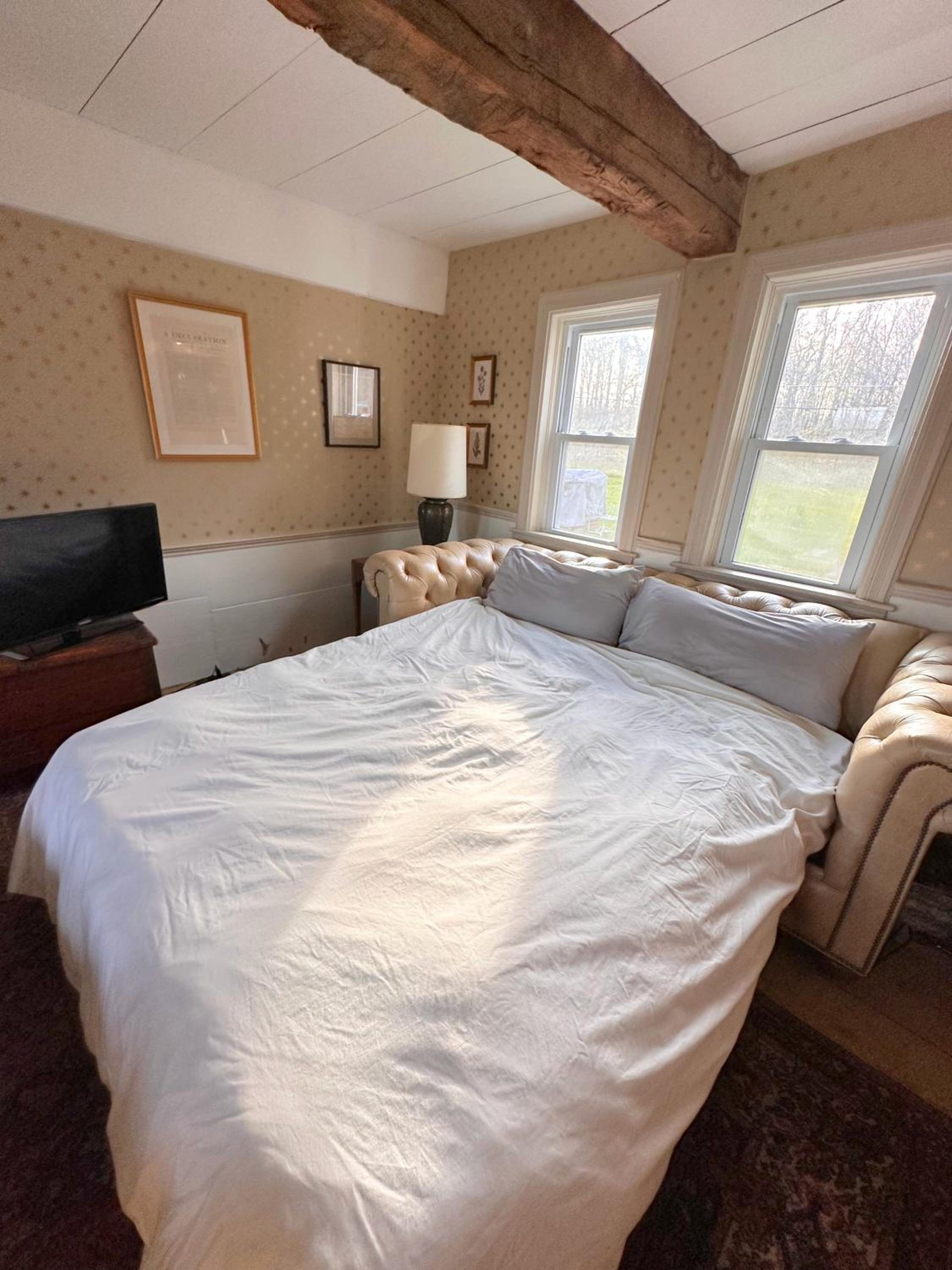 Four-Bedroom House photo 1