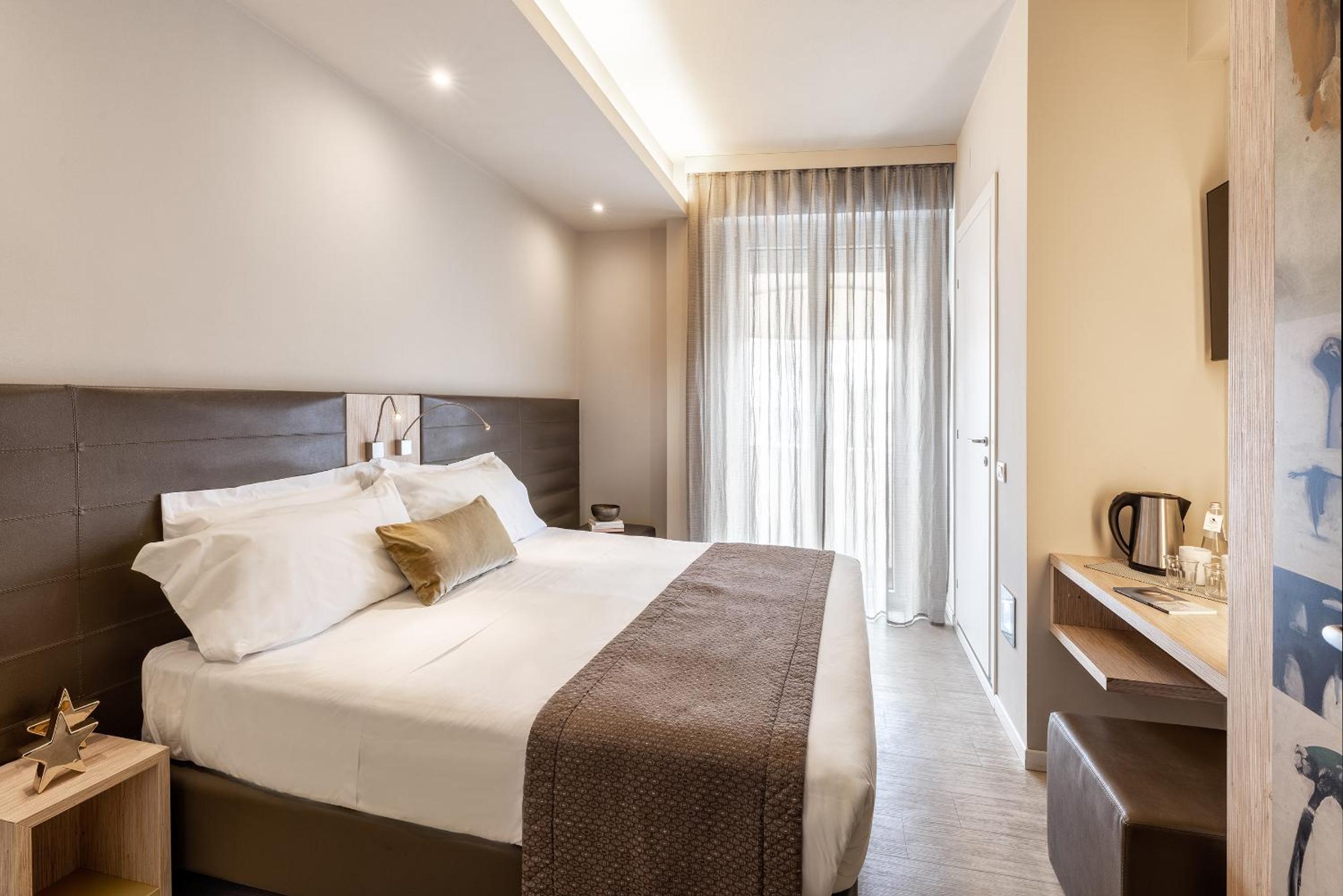 Superior Double Room - Photo 1