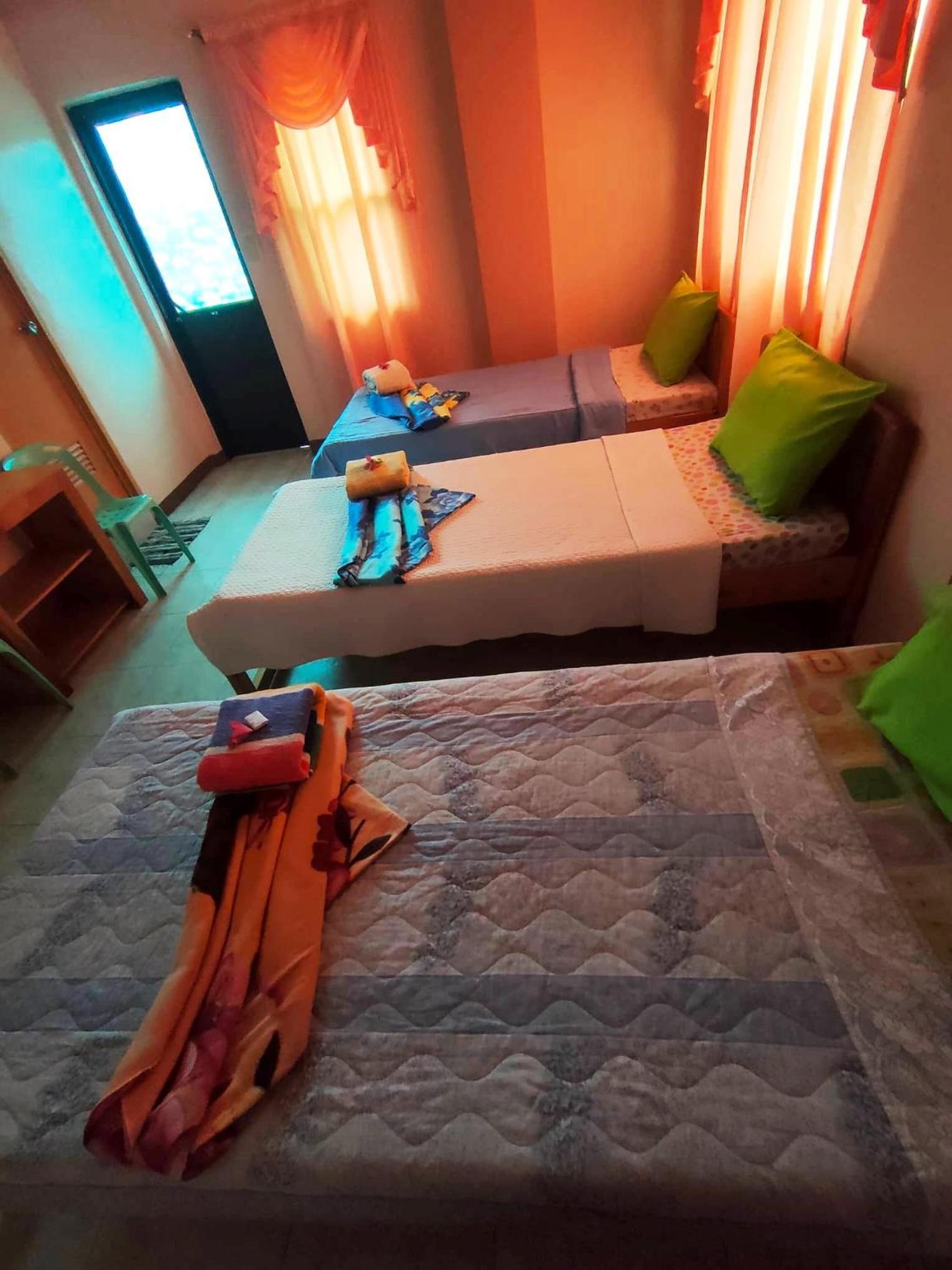 Basic Triple Room