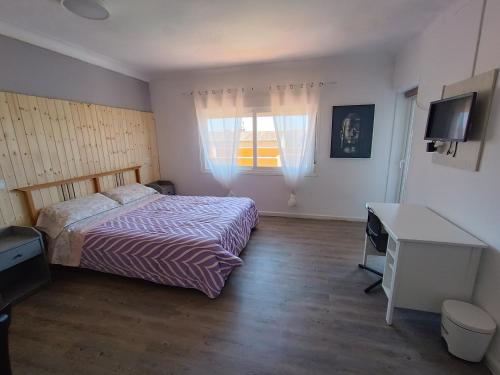 Deluxe Double Room with Balcony and Sea View photo 1