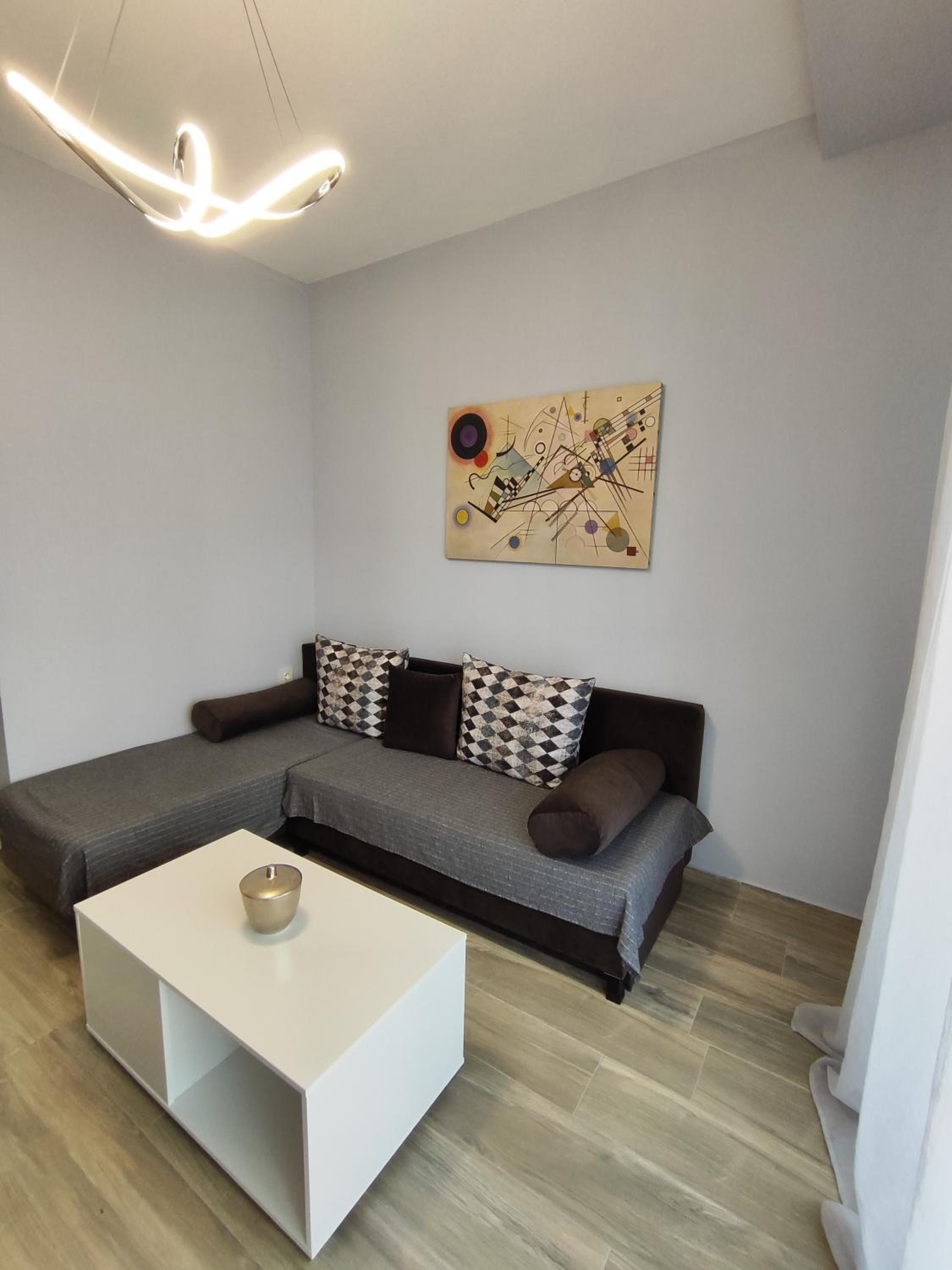 Apartment photo 1