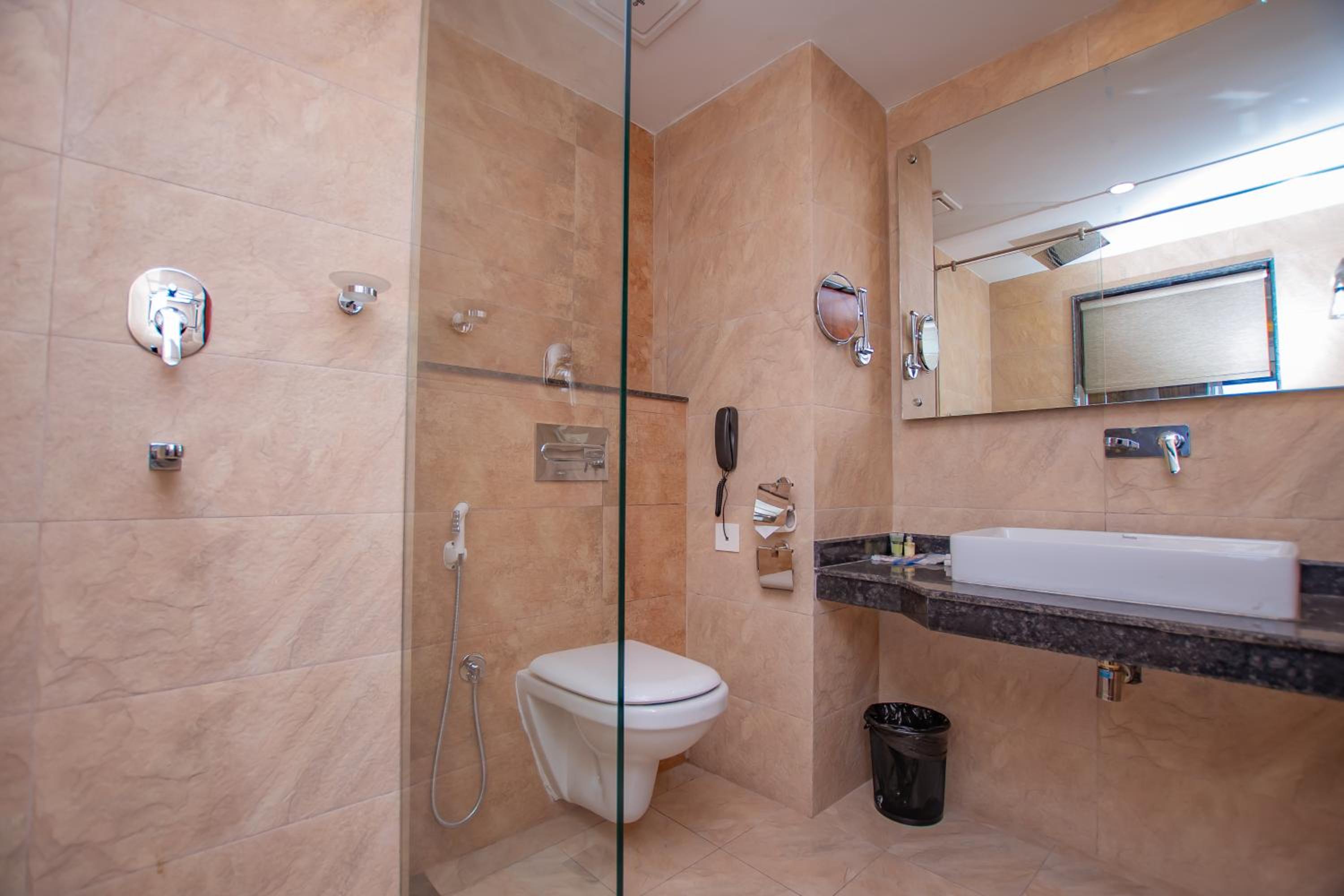 Deluxe Twin Room - Photo 6