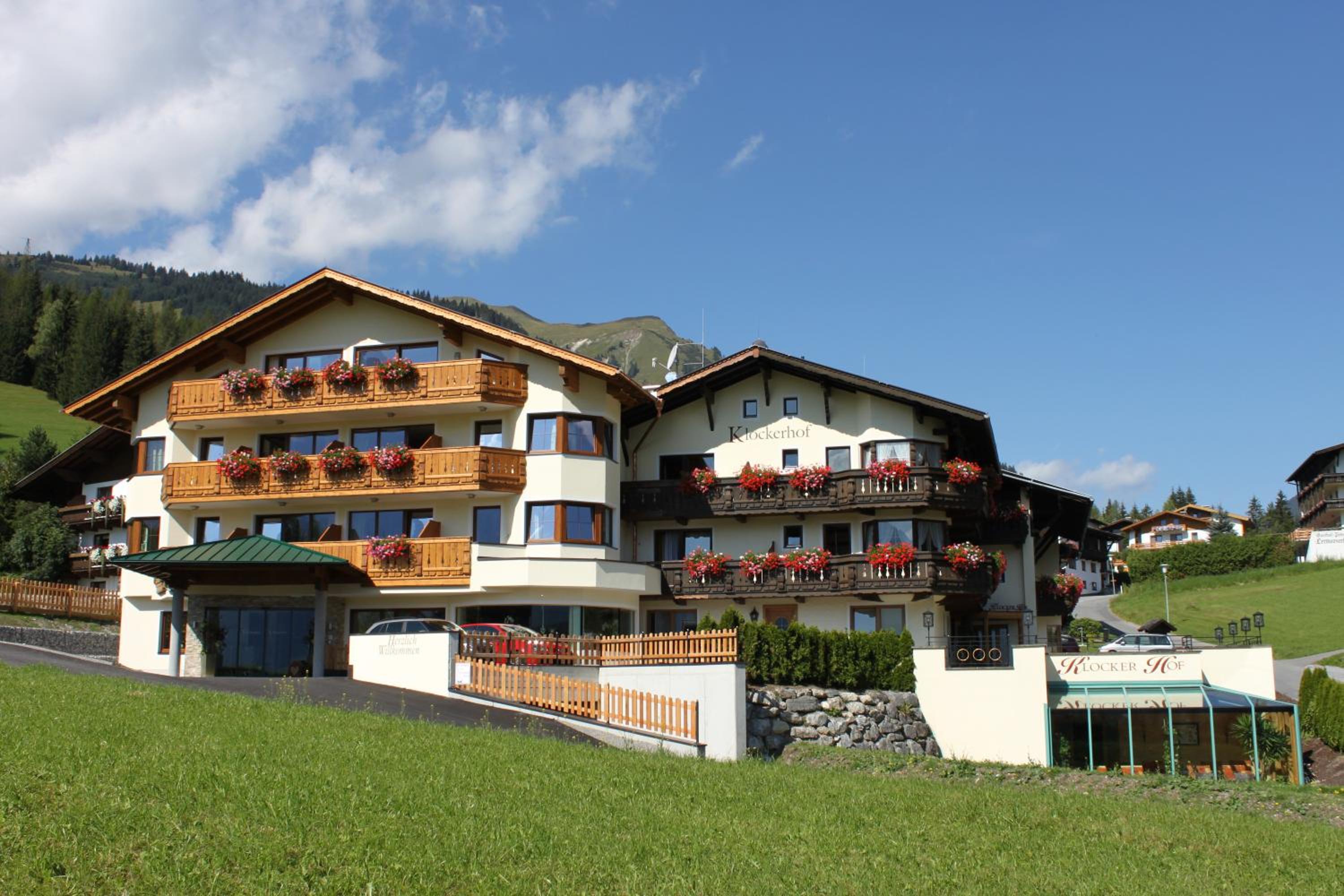 Superior Double Room with Balcony - Photo 4