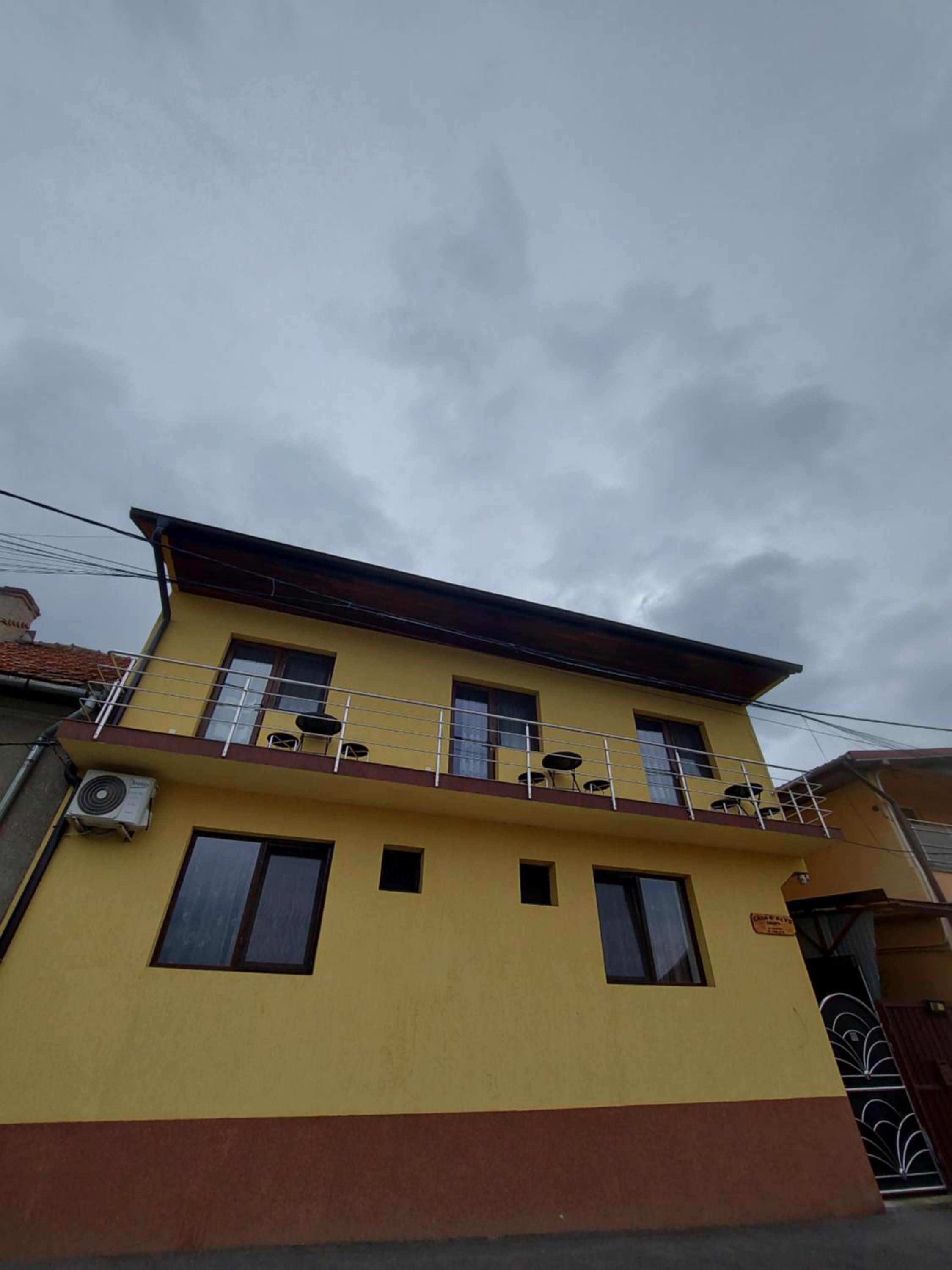 Triple Room - Photo 6