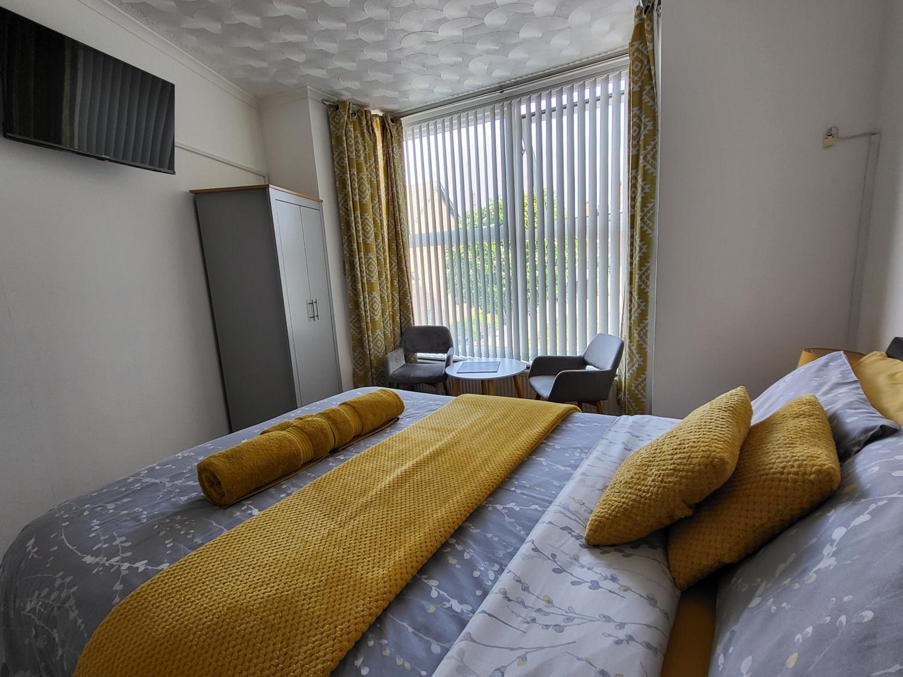 Double Room with Private Bathroom photo 3