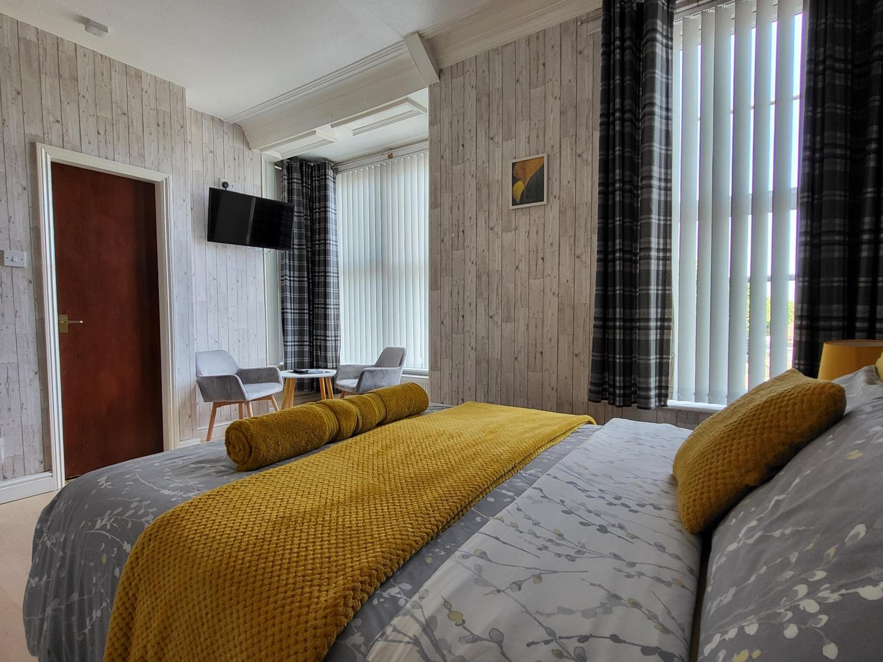 Double Room with Private Bathroom photo 2