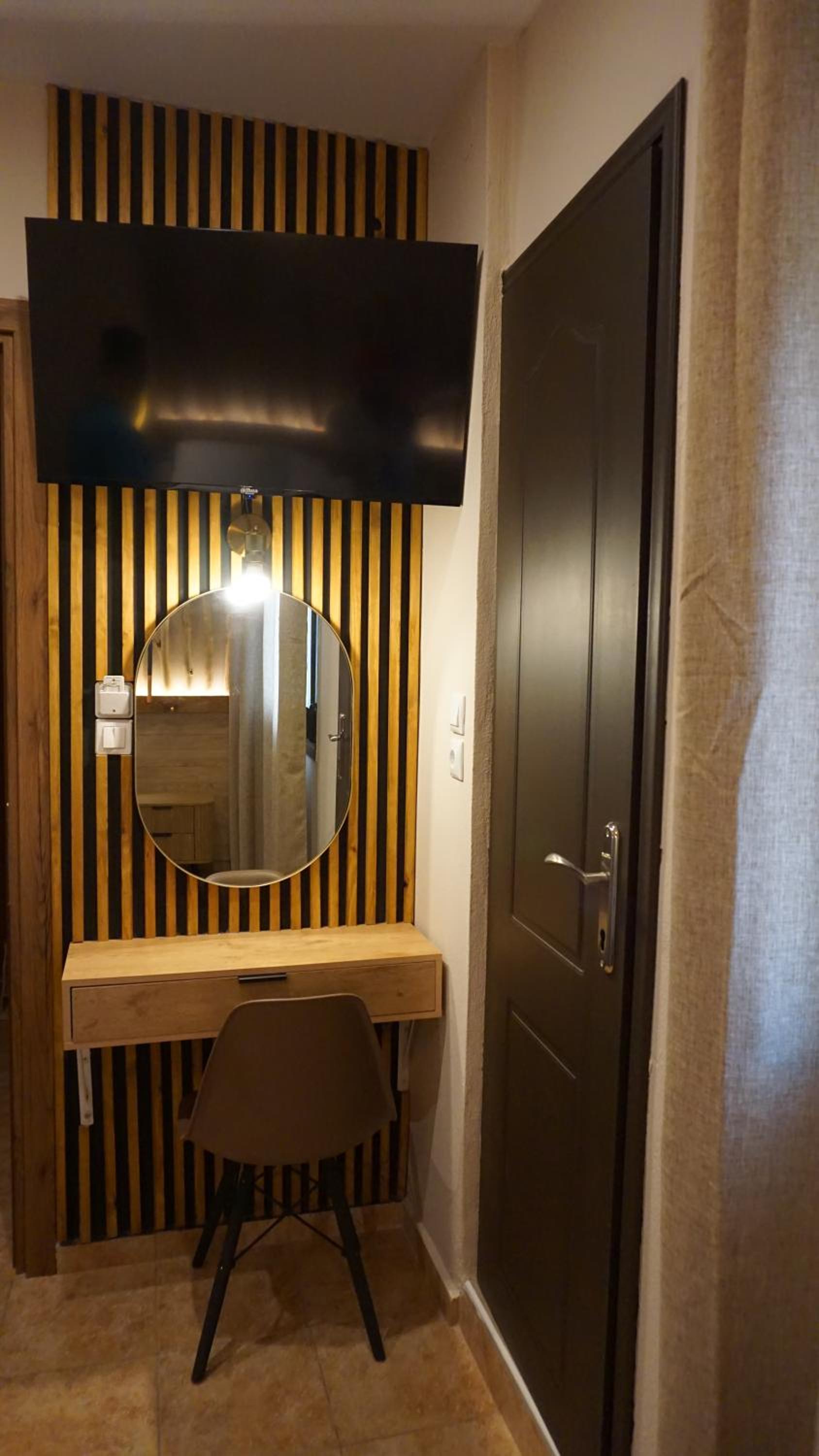 Small Double Room photo 3