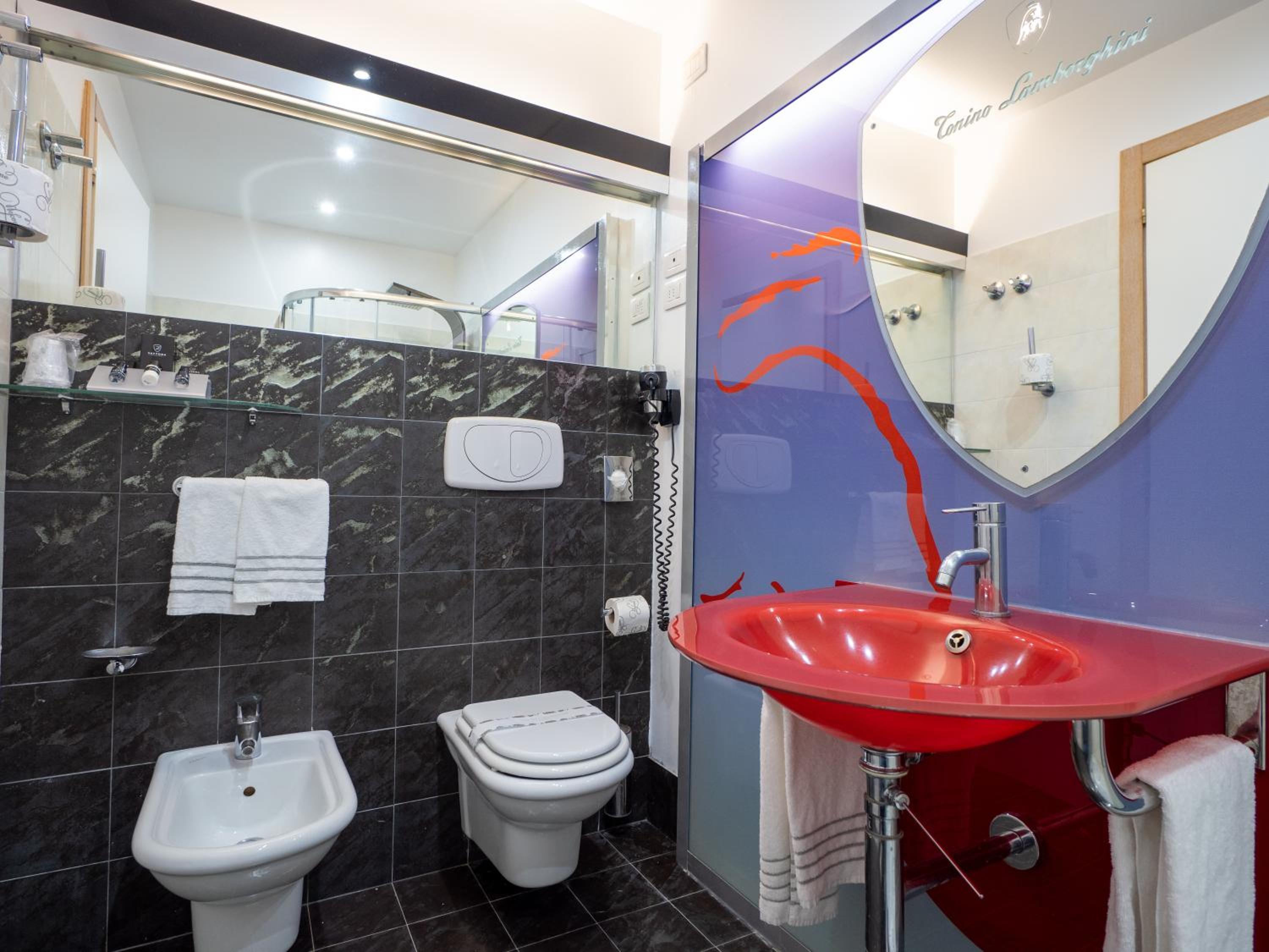 Double or Twin Room - Photo 3