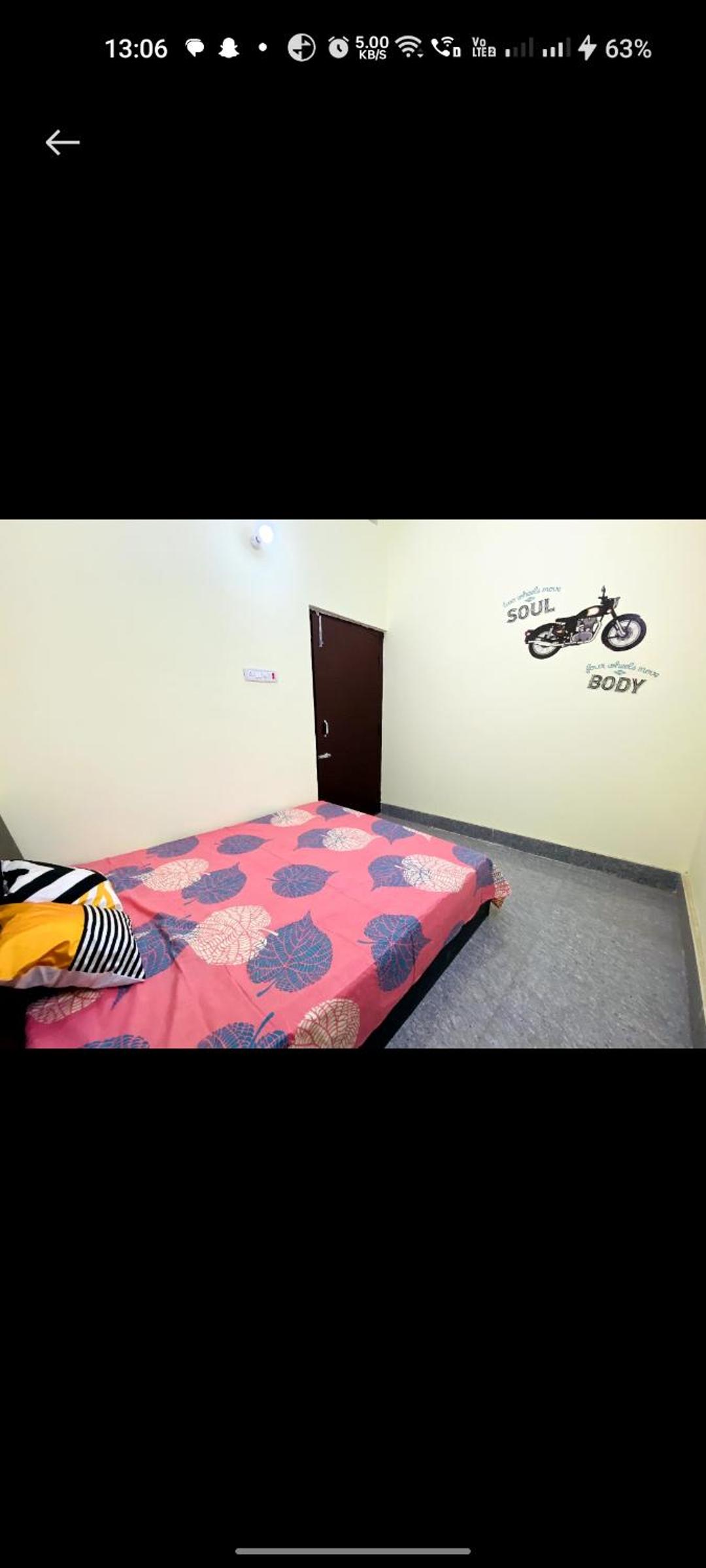 Double Room with Balcony (3 Adults) photo 1